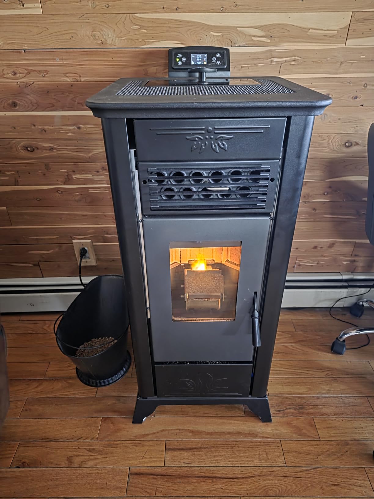 Freedom Stove PS21 Pellet Stove – Black Vintage | 24V Battery-Ready Backup, Stacked Heat Exchange Tubes, Touch/Remote/WiFi Control, 5-Year Warranty, DIY-Friendly Design customer photo 1