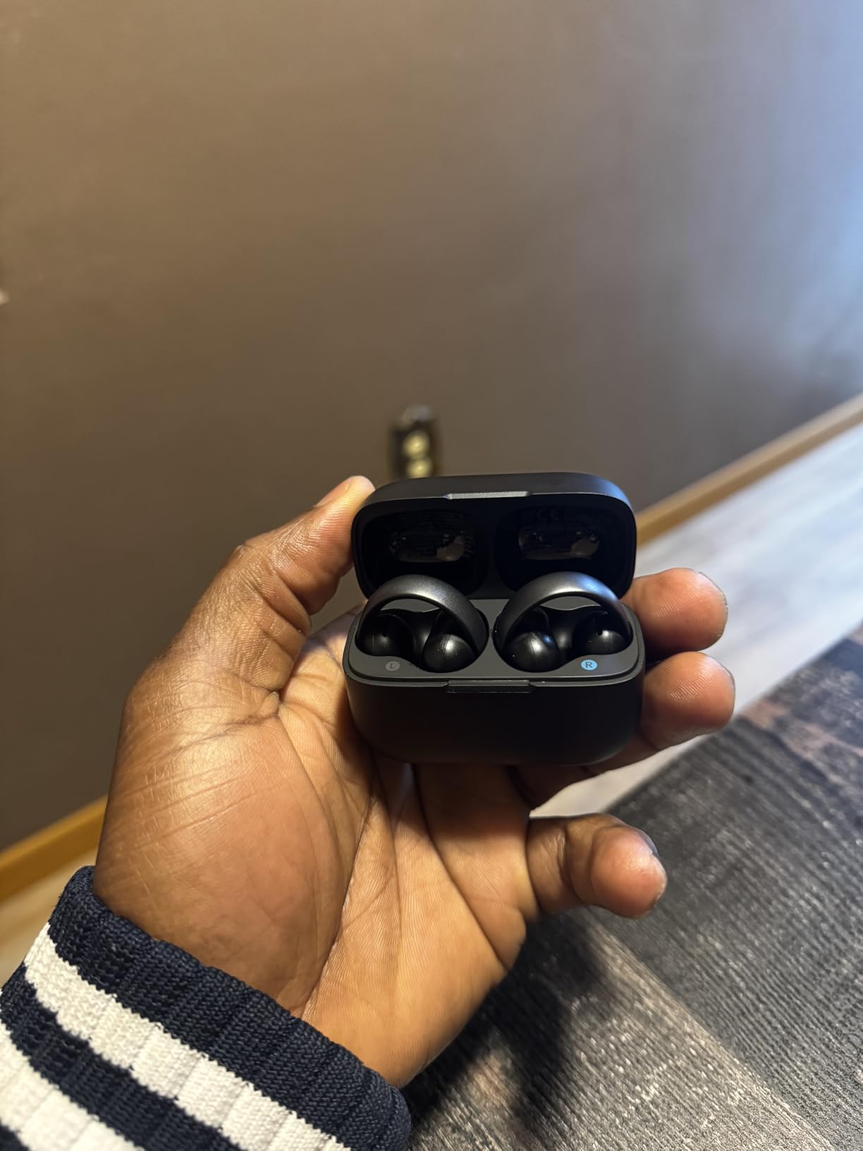 Soundcore AeroClip by Anker Open Ear Earbuds, Clip On Earbuds, Open Ring customer photo 2