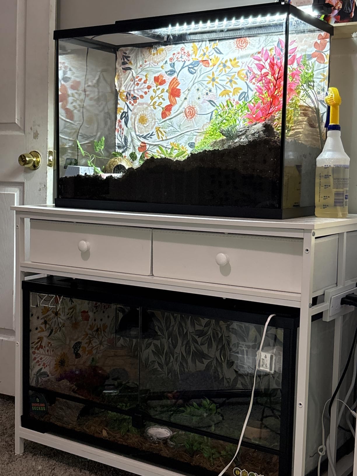 VOWNER 40 Gallon Aquarium Stand with Power Outlet & Cabinet Storage, Brown customer photo 1