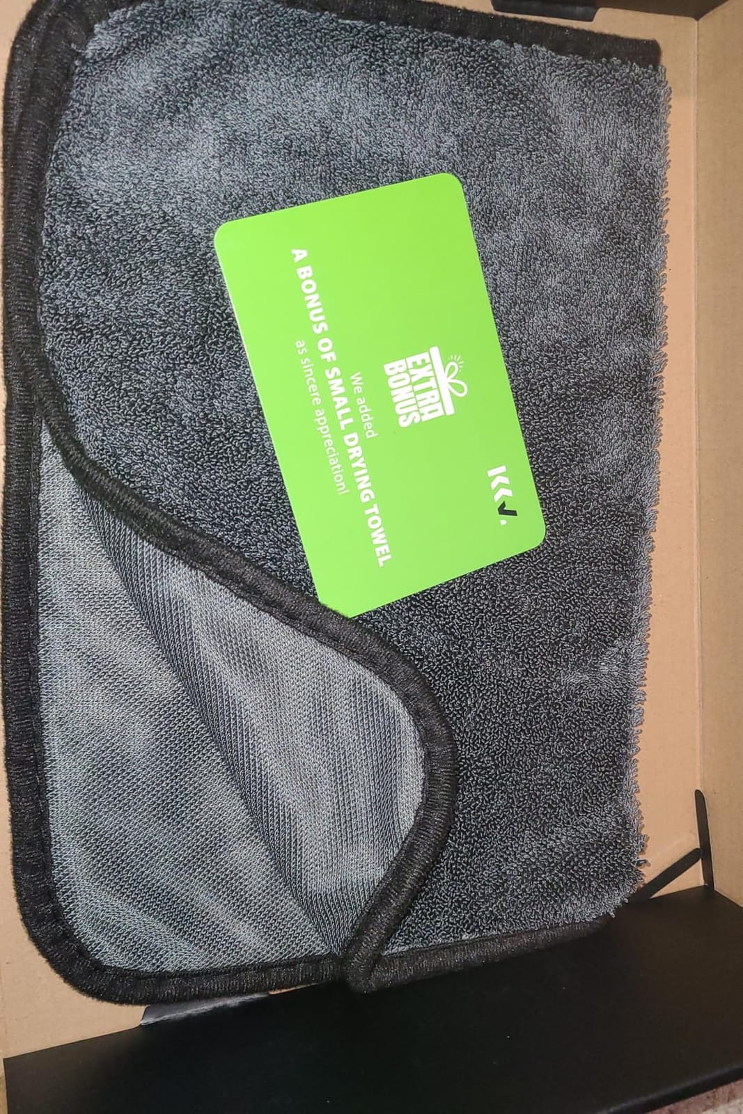 KKV Full-Sized SUV Drying Towel, 48”x24” Dual Sided Microfiber Car Cleaning Towel with Twisting Yarn Technique, 1400GSM Super Absorbent, Scratch-Free, Machine Washable (Darkgray-GreenYellow) customer photo 1