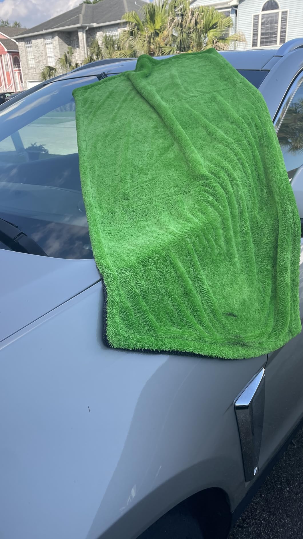KKV Full-Sized SUV Drying Towel, 48”x24” Dual Sided Microfiber Car Cleaning Towel with Twisting Yarn Technique, 1400GSM Super Absorbent, Scratch-Free, Machine Washable (Darkgray-GreenYellow) customer photo 2