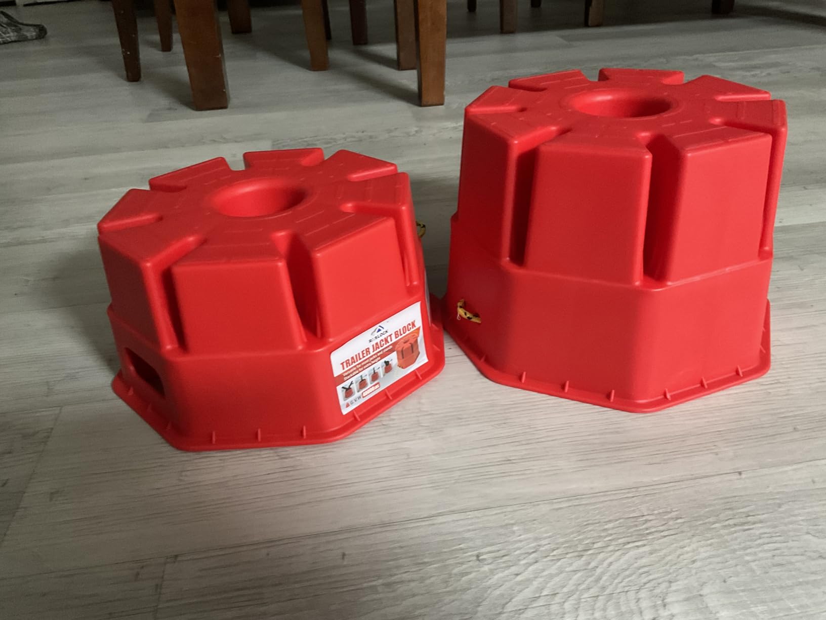 ROBLOCK 6''H 4 PCS Trailer Jack Block with Bag, RV Camper Stabilizer Blocks for Travel Trailer, Suit for Any Tongue Jack, Post, Foot, 5th Wheels, Round Square or Scissor Stabilizer customer photo 1