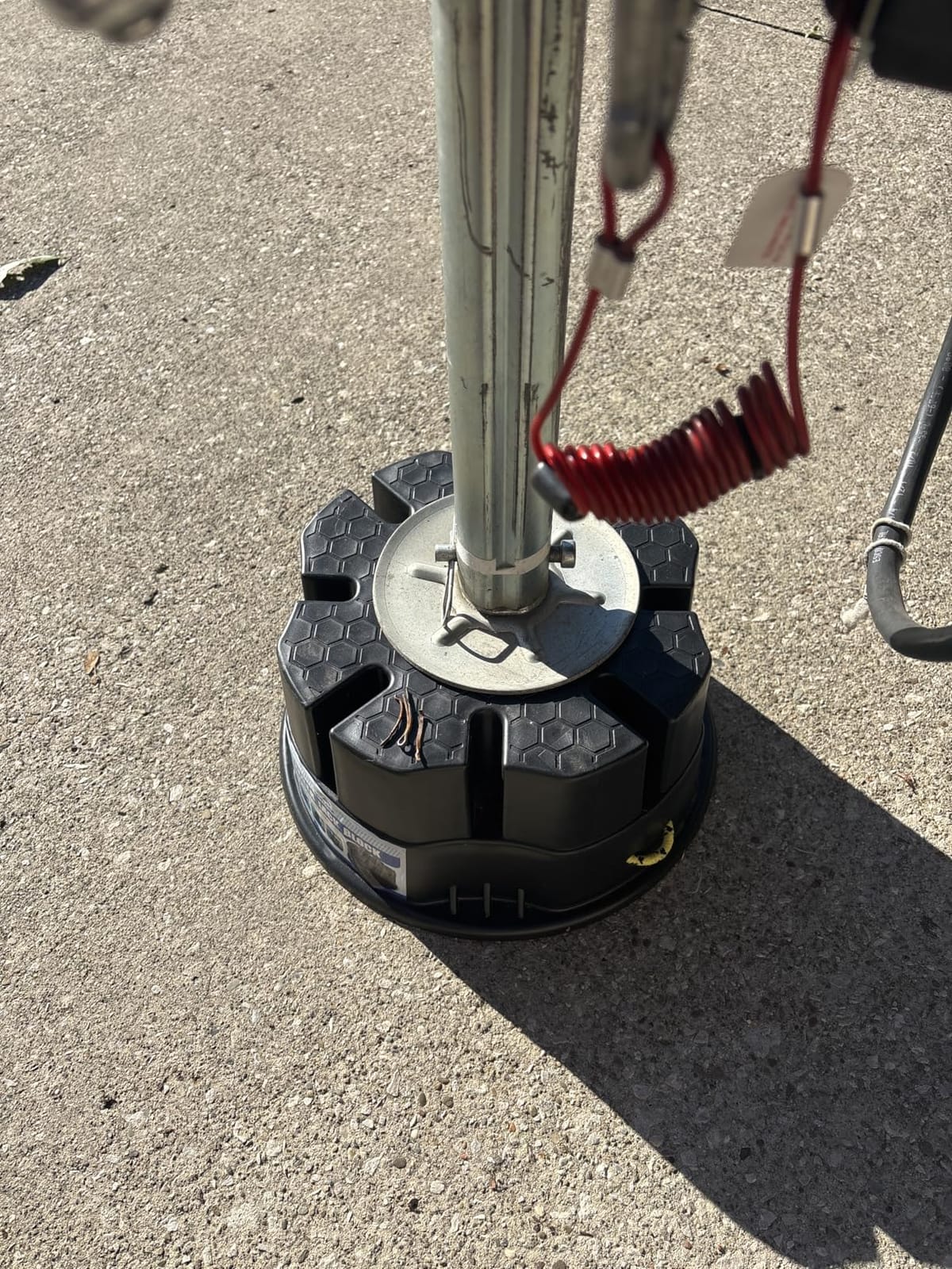 ROBLOCK 6''H 4 PCS Trailer Jack Block with Bag, RV Camper Stabilizer Blocks for Travel Trailer, Suit for Any Tongue Jack, Post, Foot, 5th Wheels, Round Square or Scissor Stabilizer customer photo 2