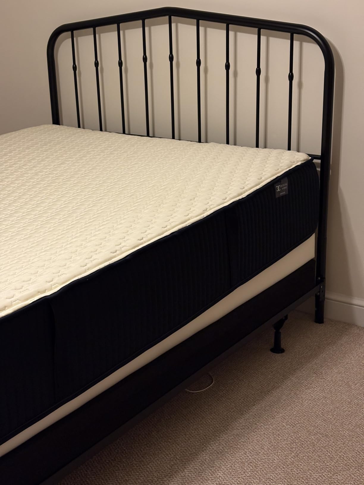Mattress Wedge, 4-Inch Inclined Bed Wedge Mattress Topper, Queen Size customer photo 2