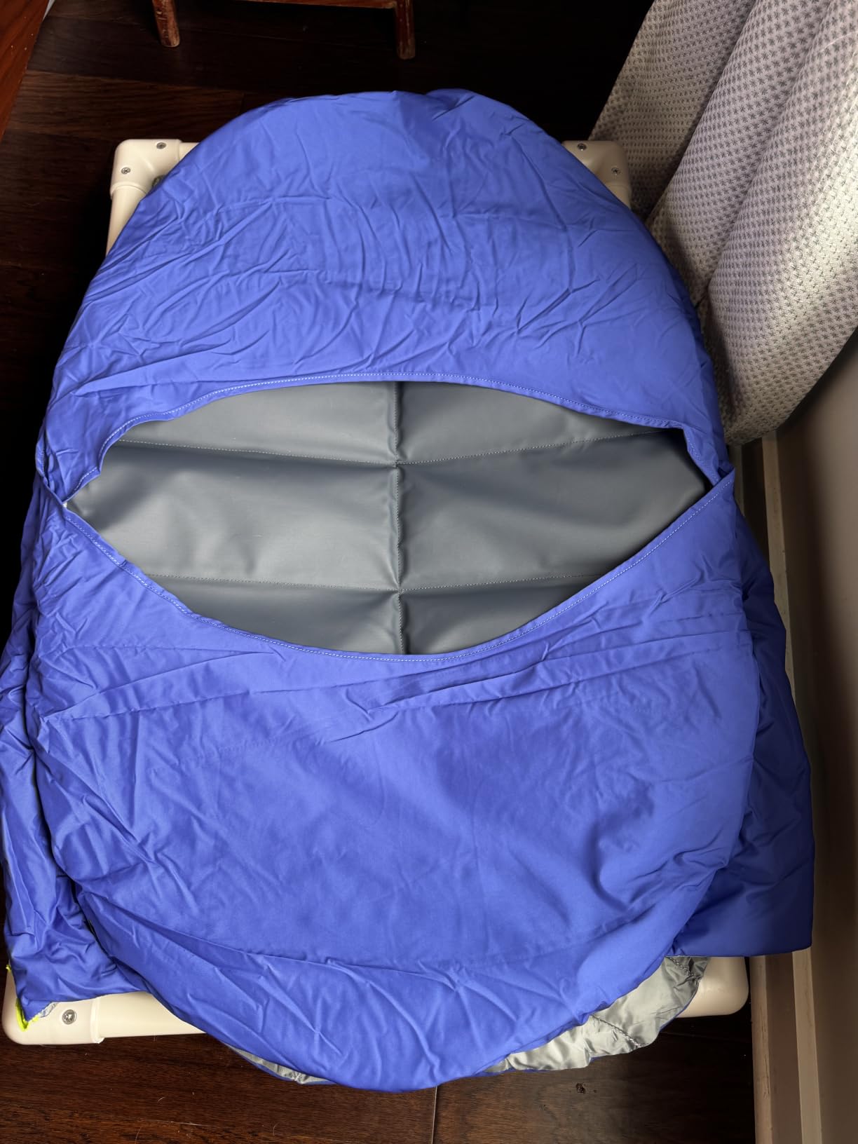 Ruffwear, Highlands Dog Sleeping Bag, Huckleberry Blue, Medium | Easy to Clean, Soft Insulated Comfort, Non-Slip Waterproof Base, Portable & Packable Dog Bed for Camping, Hiking & Travel customer photo 1