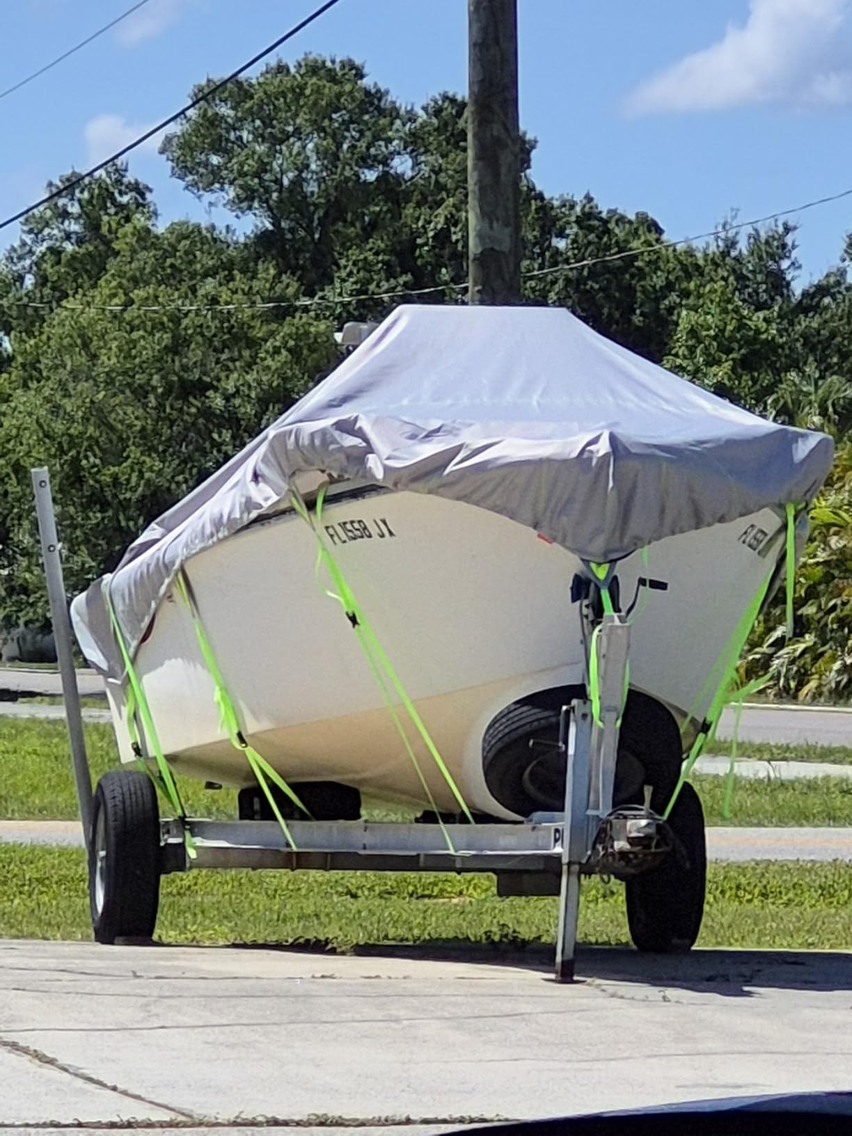 UIRWAY Waterproof Boat Covers 17-19 FT, Heavy Duty 1200D Reinforced Trailerable Boat Cover with Night Safety Reflective Strips, Fits V-Hull Tri-Hull Bass Boat Runabout customer photo 2
