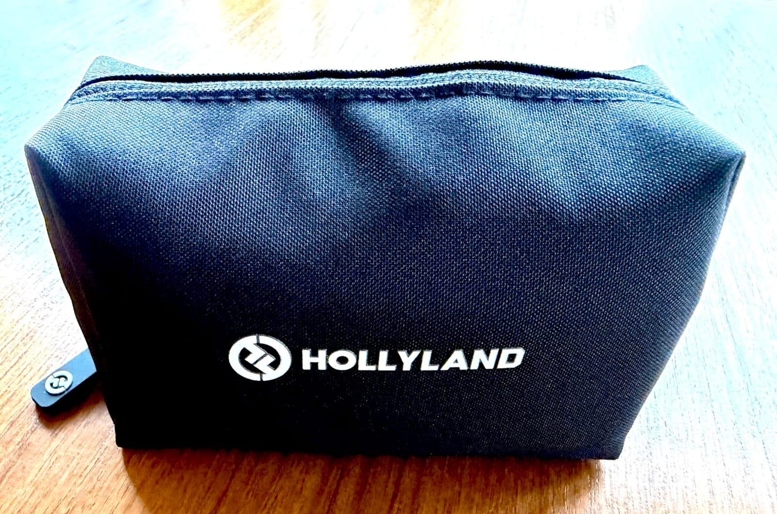 Hollyland Lark MAX 2 Wireless Microphone for iPhone/Camera/Android, AI Noise Cancel, Wireless Monitoring, 32bit Full-Chain Audio, Timecode (Ultimate Combo, 2TX+2RX+OWS Earphones + Charging Case) customer photo 1