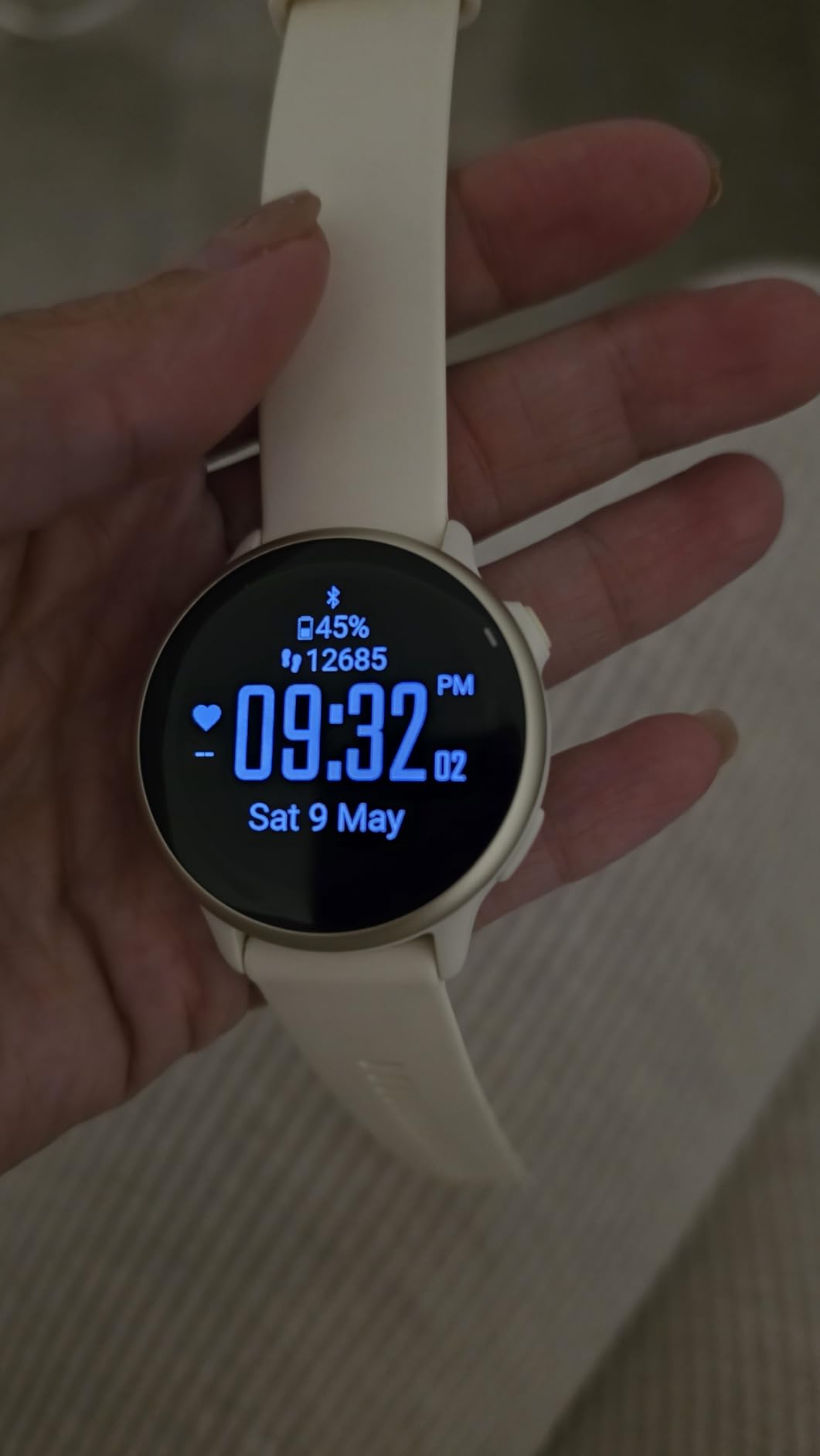 Garmin vívoactive 6, Health & Fitness GPS Smartwatch, 42mm, Pink Dawn | 24/7 Health Monitoring, Built-In Sports Apps, Sleep Coach, Body Battery Energy Monitoring, Daily Suggested Workouts customer photo 2