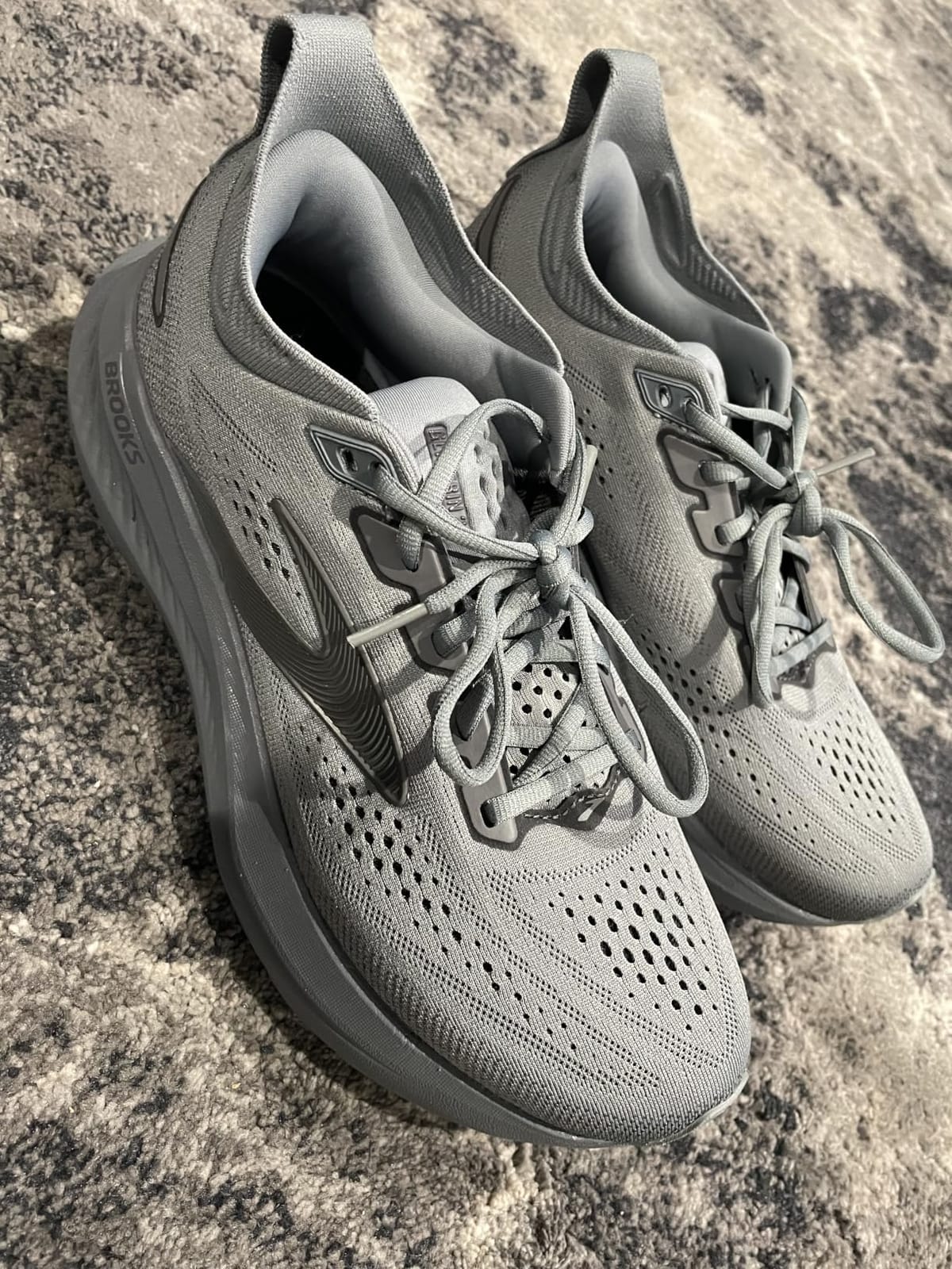 Brooks Men’s Glycerin 23 Running Shoe customer photo 1