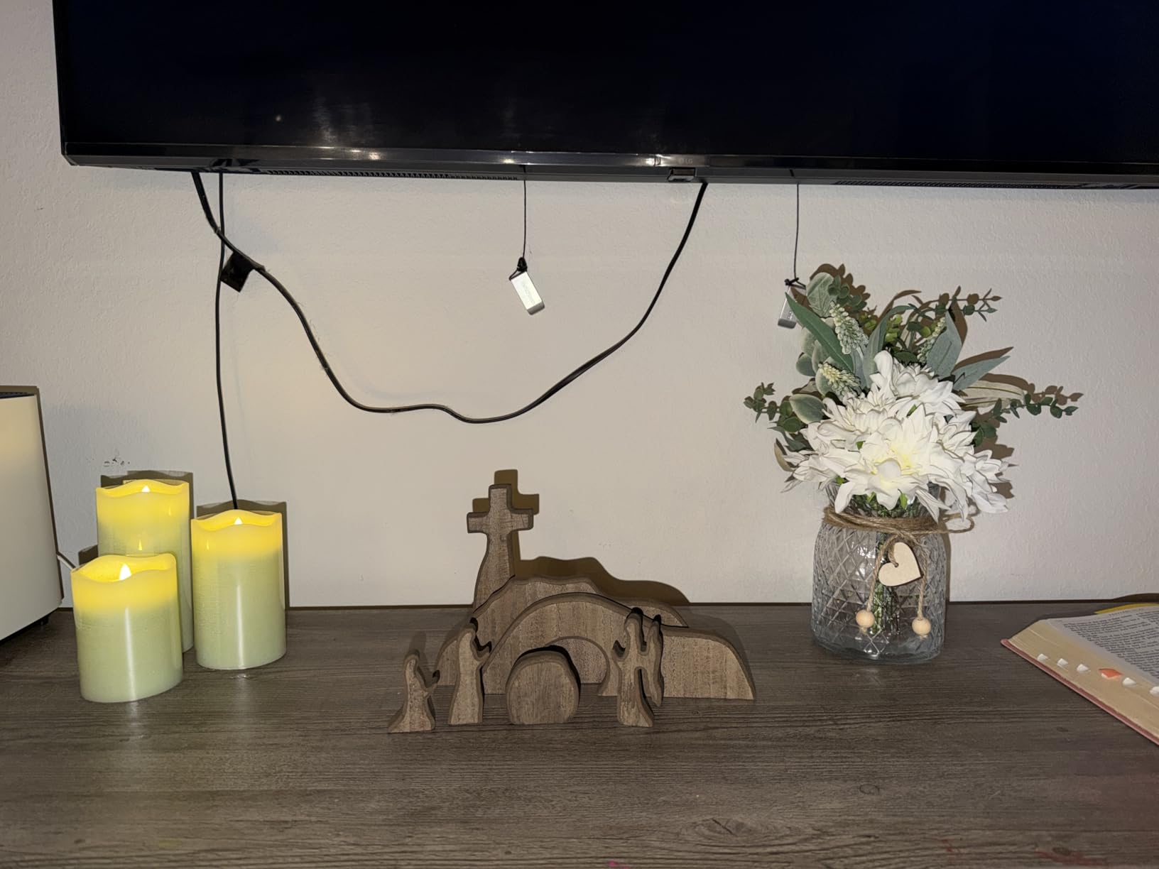 NEROSUN Nativity Scene Set, 13Pcs Wooden Christmas Nativity Scene Miniature Holy Family Figurines customer photo 2