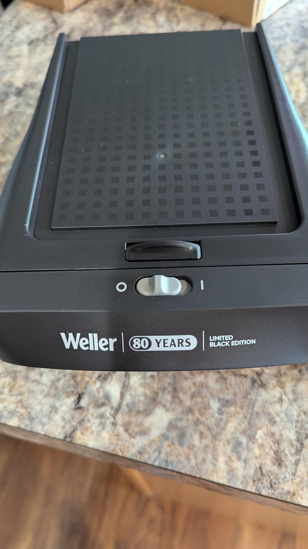 Weller ZeroSmog Shield Fume Extraction Black Edition | FT91019190 customer photo 2