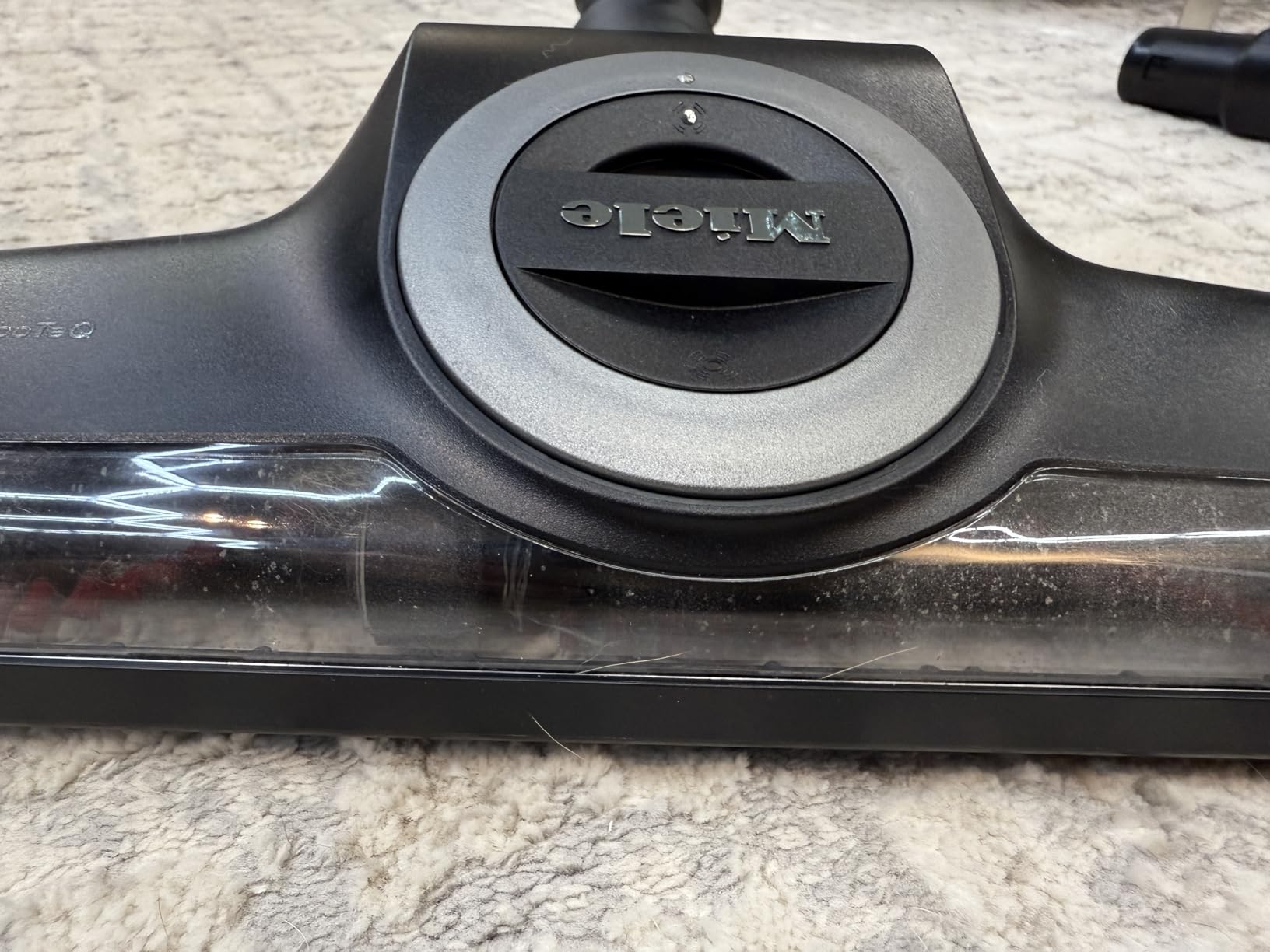 Miele Guard L1 Cat & Dog Bagged Canister Vacuum for Hard Floors & Low-Med Carpet customer photo 2