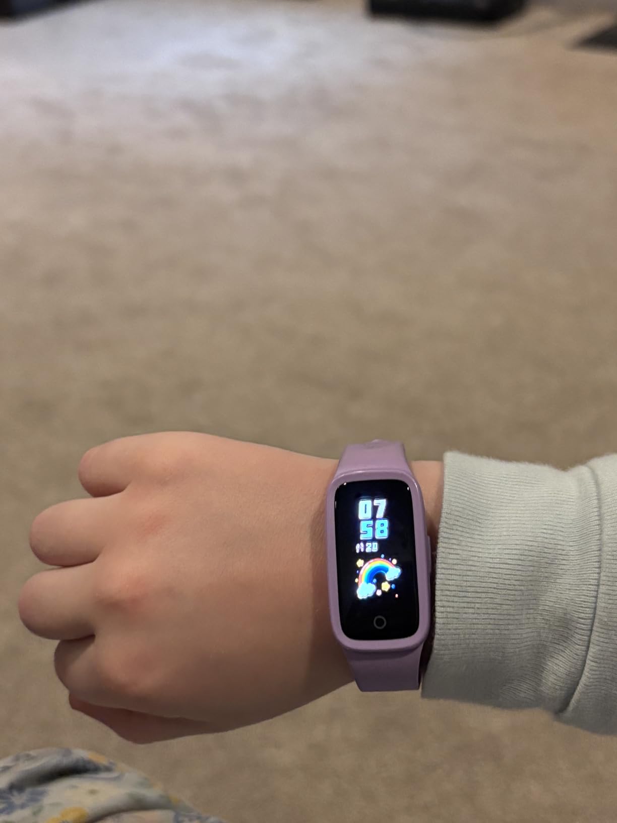 BIGGERFIVE Vigor Kids Fitness Tracker Watch AMOLED Screen, 3ATM Waterproof customer photo 2
