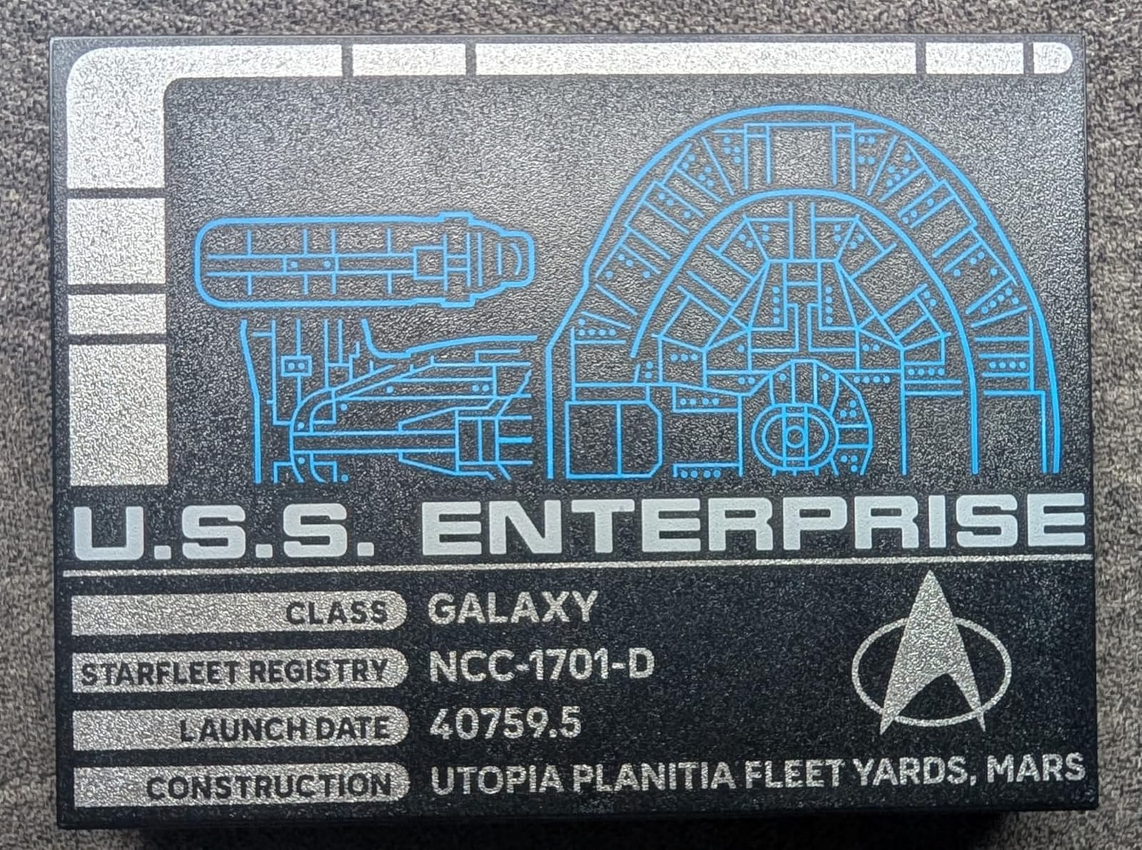 LEGO Icons Star Trek: U.S.S. Enterprise NCC-1701-D 10356 customer photo 2