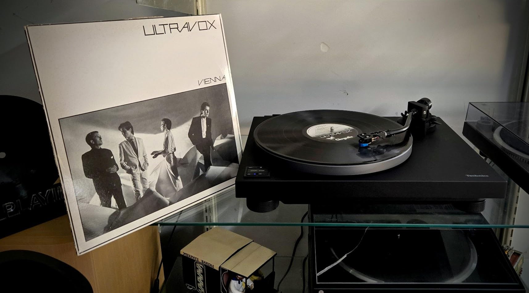 Technics Turntable, Premium Class HiFi Record Player with Coreless Direct Drive Motor and Bluetooth, Stable Playback, Audiophile-Grade Cartridge and Precision Tonearm, Dustcover Included – SL-40CBT-H customer photo 2