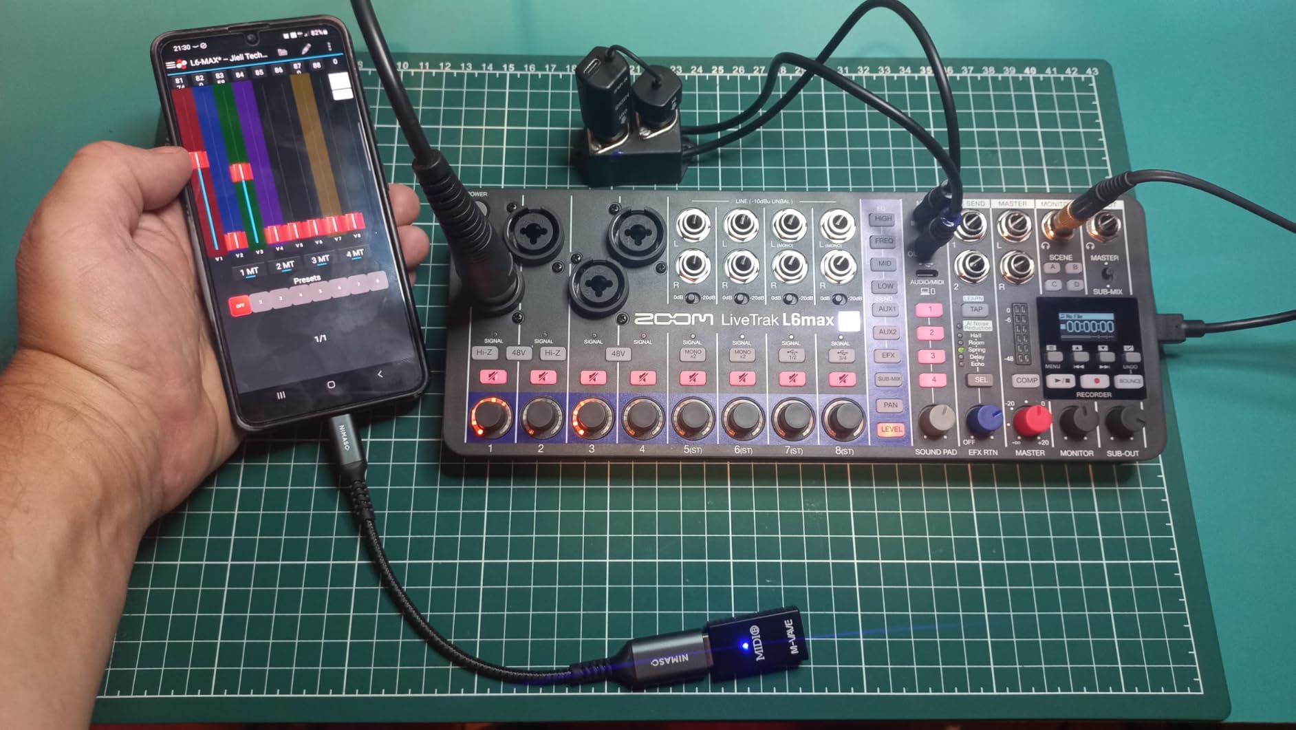 Zoom LiveTrak L6max Mixer/Recorder for Musicians & Podcasters customer photo 1
