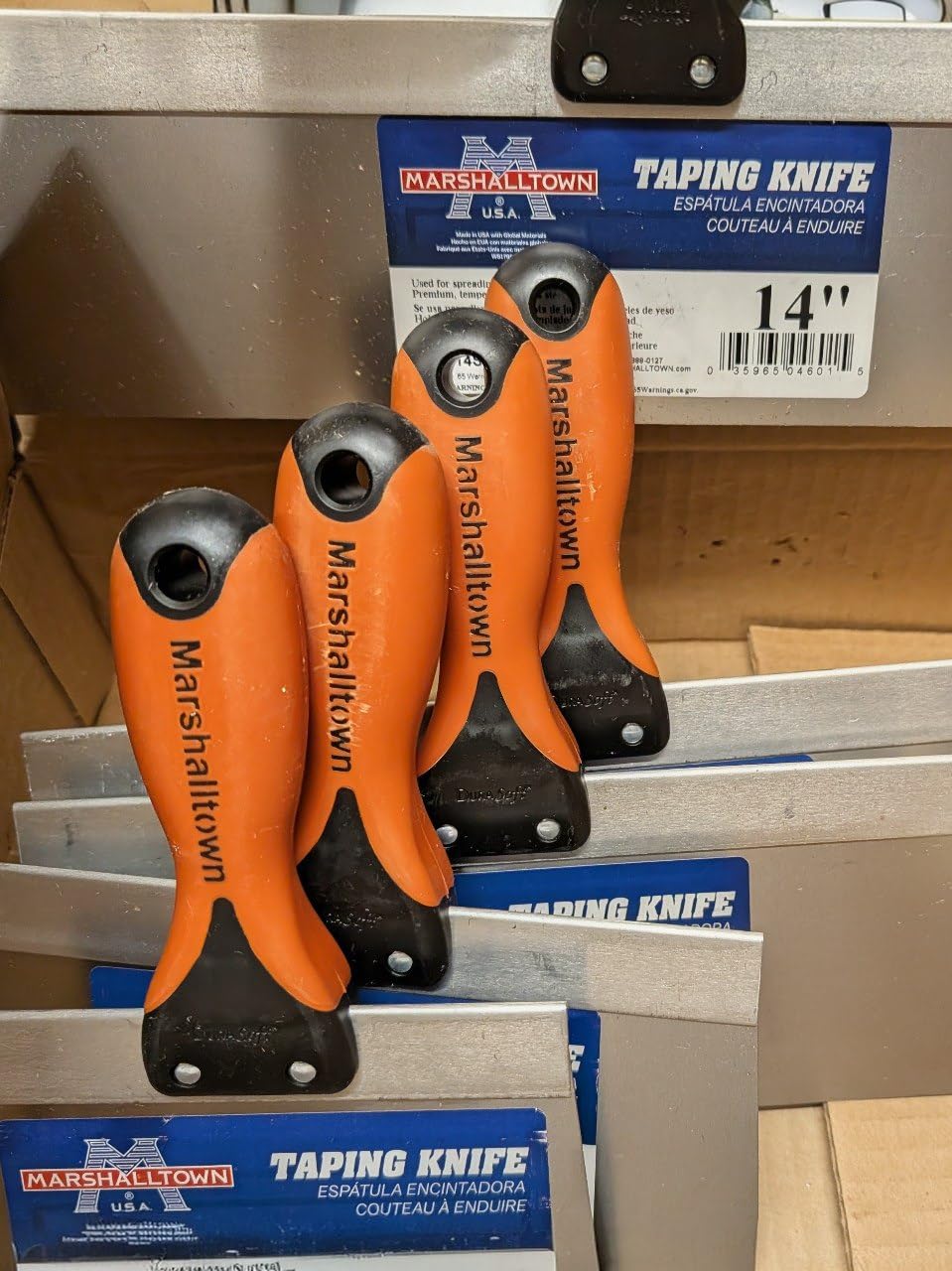 MARSHALLTOWN Drywall Taping Knife Set, 5 Piece, Mud Knife Tool Kit | Five Taping Knives, 6, 8, 10, 12, 14 Inch, Tempered Stainless Blades, Aluminum Backing, DuraSoft Handles, DTKTP2 customer photo 1