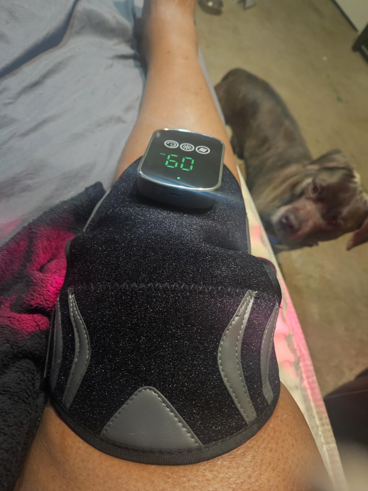 Red Light Therapy Knee Brace with Massage, 3 Vibration Knee Massager with 660nm 850nm Infrared Red Light, 5000mAh Cordless Electric Heated Knee Wrap for Knee Joint Elbow customer photo 2