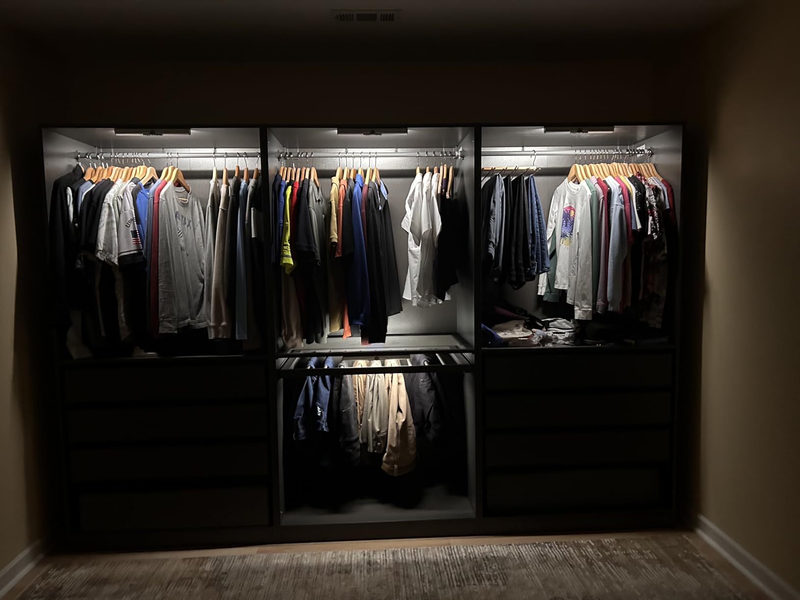 EZVALO 17-Inch Closet Lights, Motion Sensor Lights Indoor, Rotatable Sensor, 3600mAh Rechargeable Battery, Wireless, 180 Lumens, No-Glare, 3 Color Temps, Dimmable, Pantry, 2 Pack customer photo 1