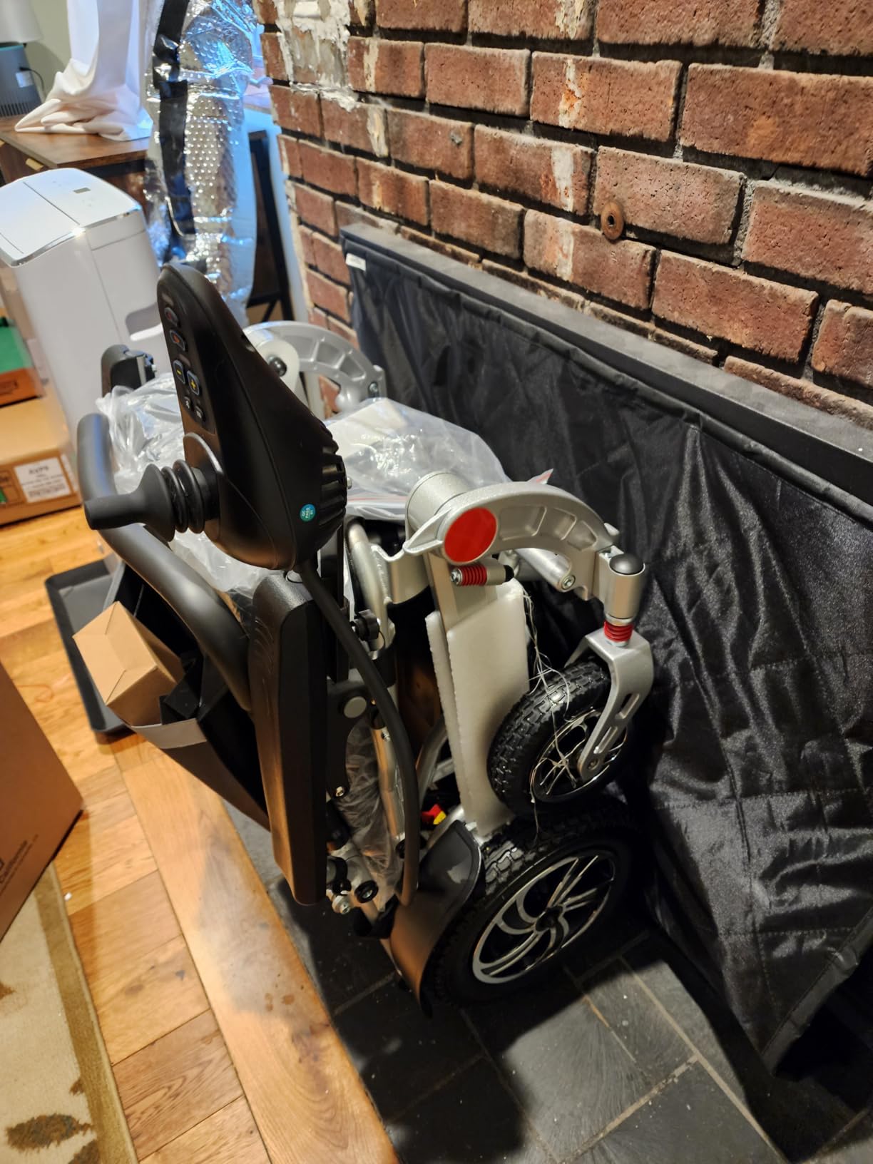 350 lbs Capacity 30 Miles Long Range Electric Wheelchair for Adults | All Terrain, Leather Seat, 8 Shock Absorbing Spring, Retractable Footrest, Cup Holder, LED Light, USB Port, Remote Control customer photo 2
