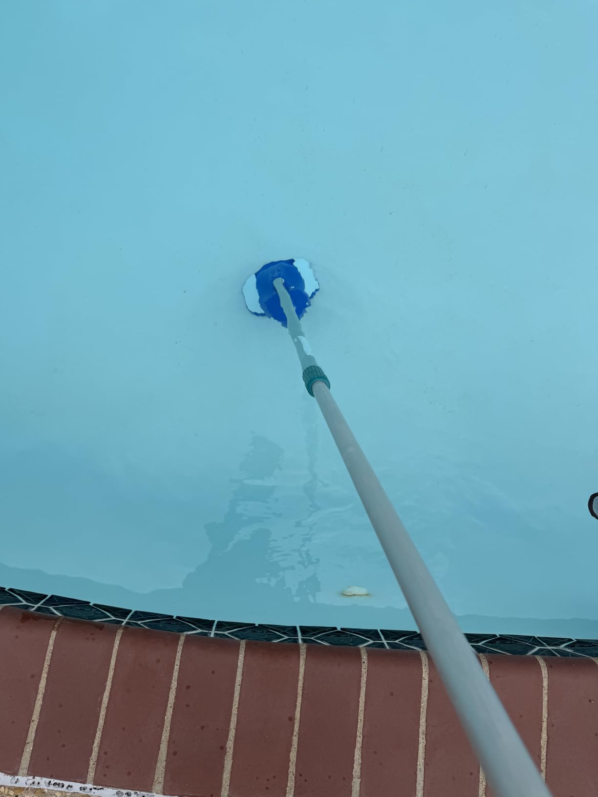 NEW 2026 POOL BLASTER Max Cordless Pool Vacuum for Inground & Above Ground Pools, More Suction Power, 60 Min Runtime, Omni-Directional Rollers, Easy Charging, Handheld, Rechargeable Pool Cleaner Vac customer photo 1