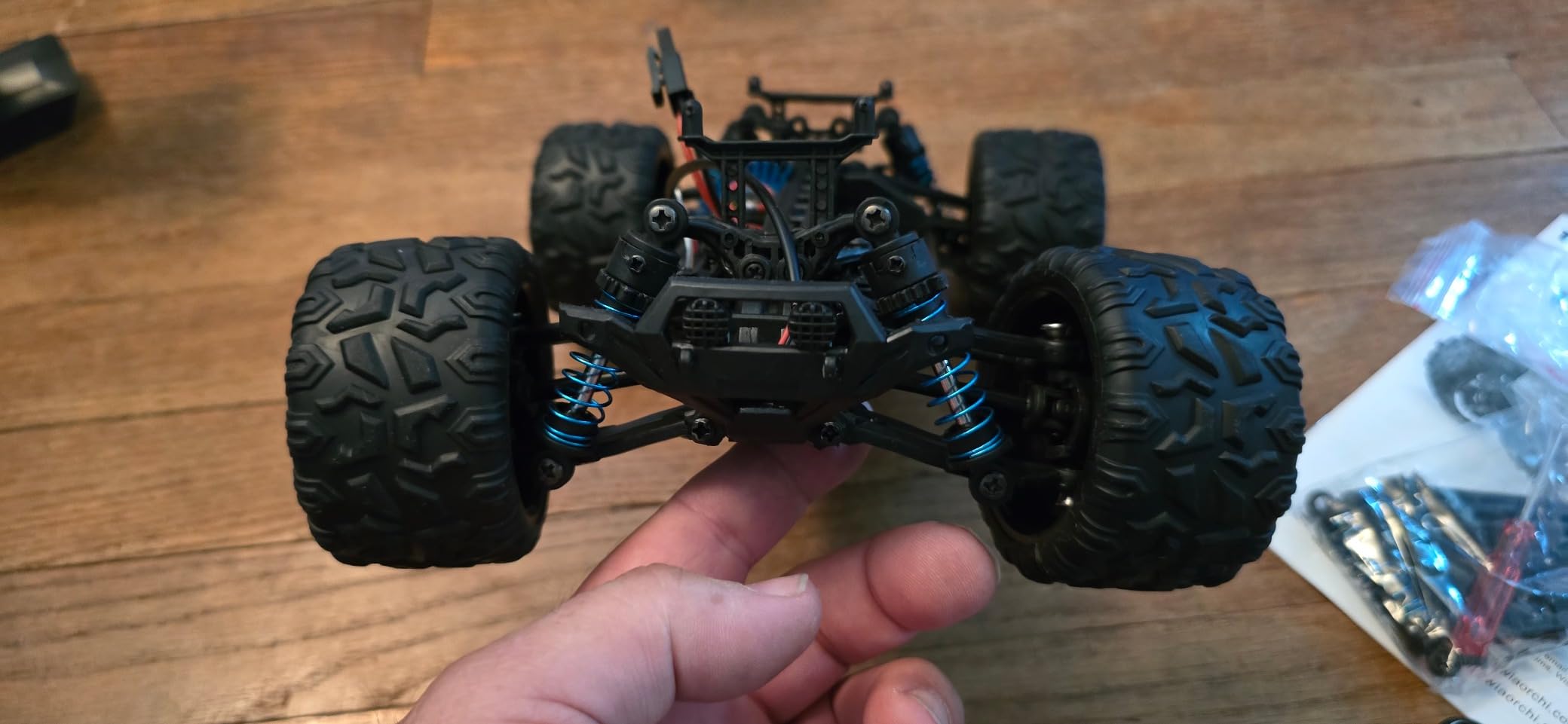 1:16 Scale All Terrain Fast RC Cars for Adults 40KPH, 4WD Electric Off-Road Remote Control Monster Truck with Metal Chassis, 2.4Ghz High Speed Car, Waterproof RC Truck with 2 Batteries for Boys & Kids customer photo 2
