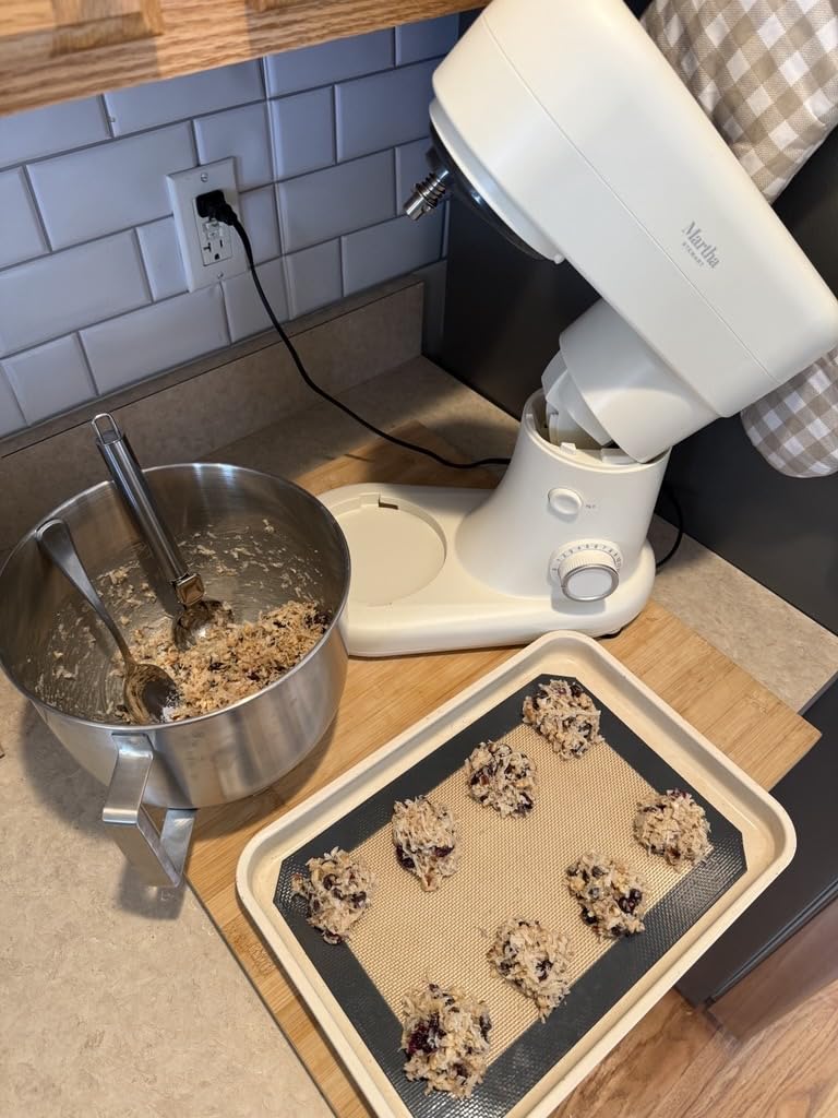 Martha Stewart 5.3-Quart customer photo 1