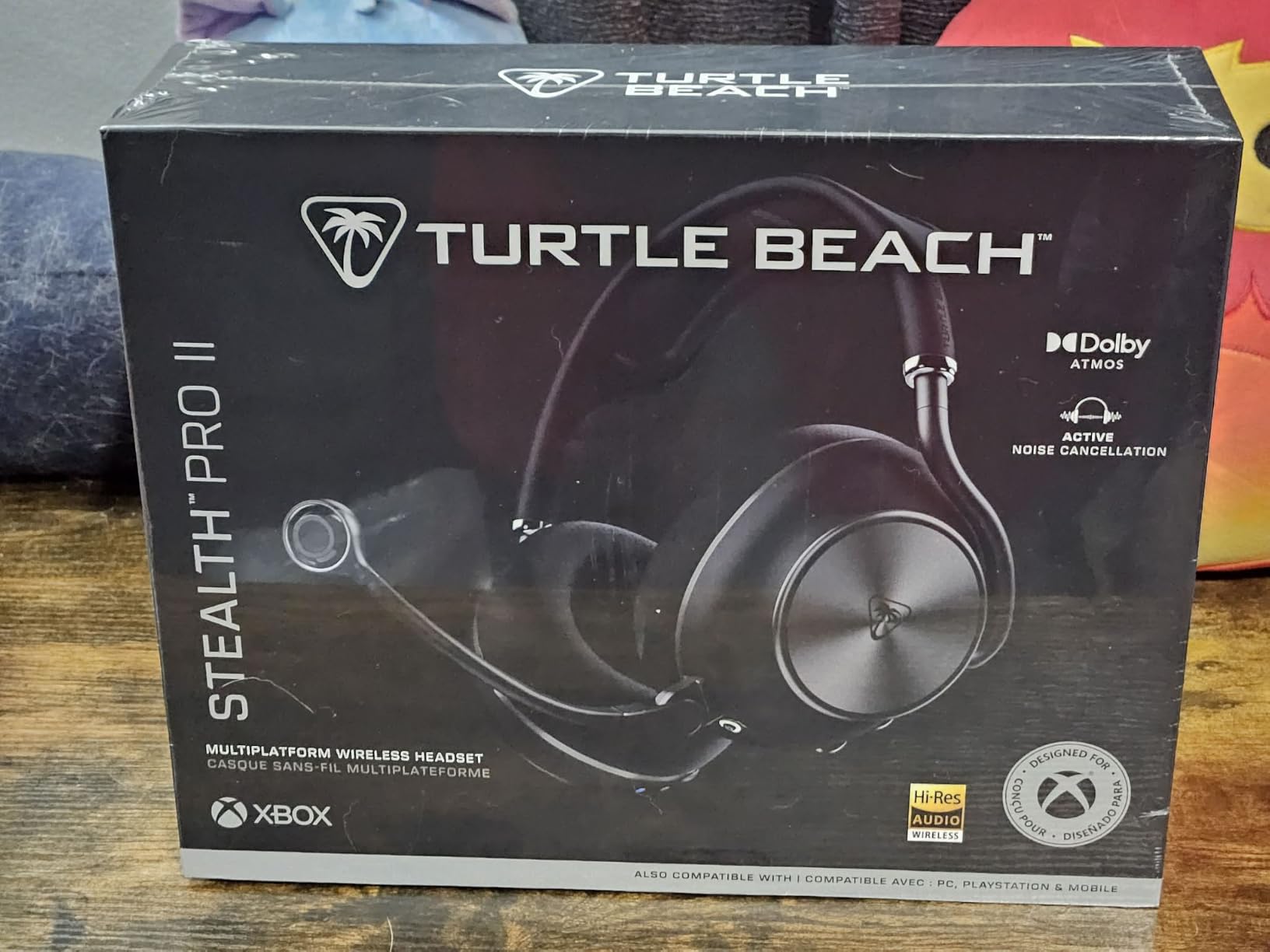 Turtle Beach Stealth Pro II Premium Wireless Gaming Headset for Xbox Series X|S, PS5, PS4, PC - Hi-Res Audio, Dolby Atmos, Active Noise Cancellation, Simultaneous Bluetooth, 24-bit Audio - Black customer photo 2