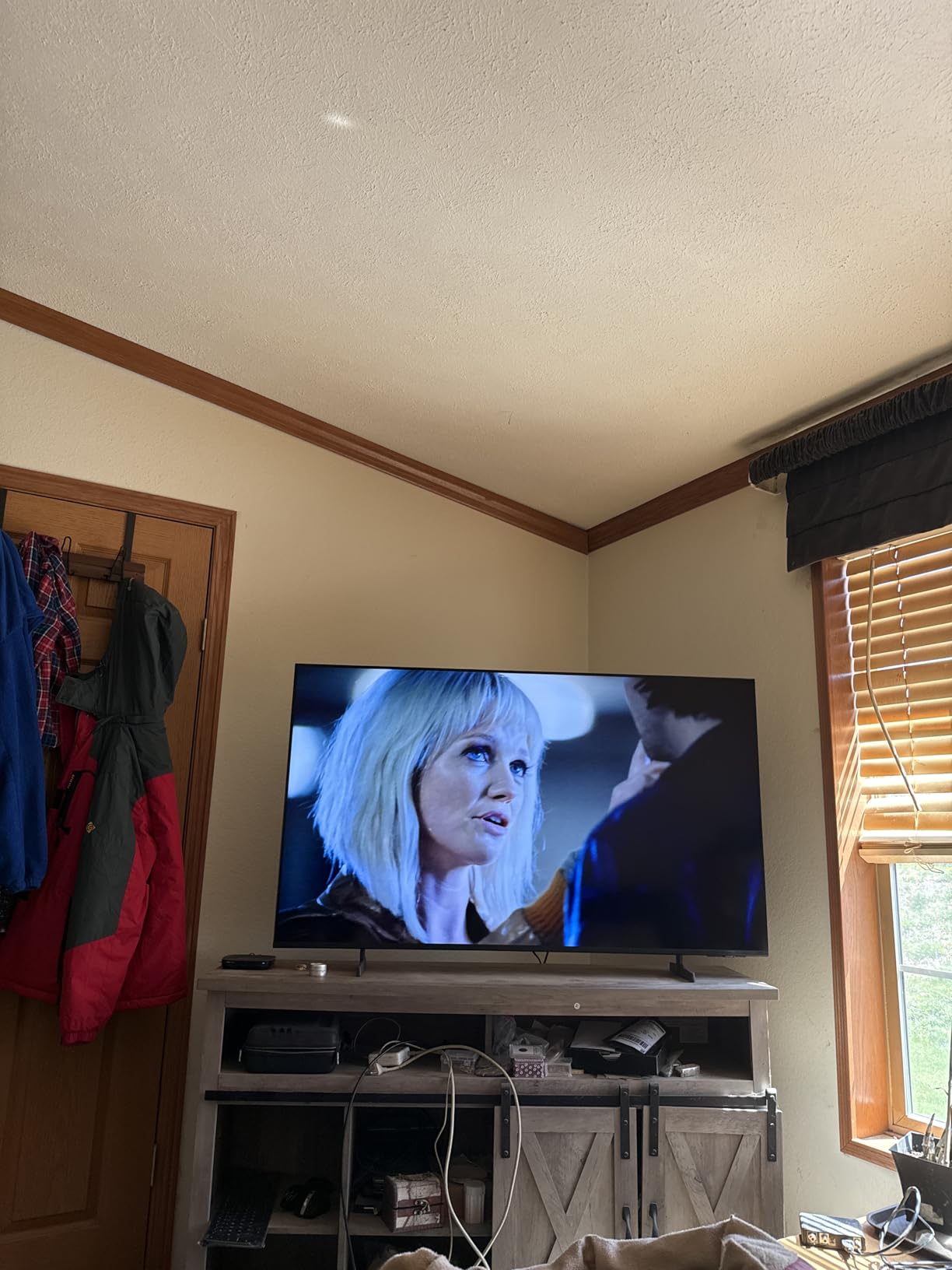 Samsung 85-Inch Class M80H Series, Mini LED, 4K, Smart TV, 2026 Model customer photo 2