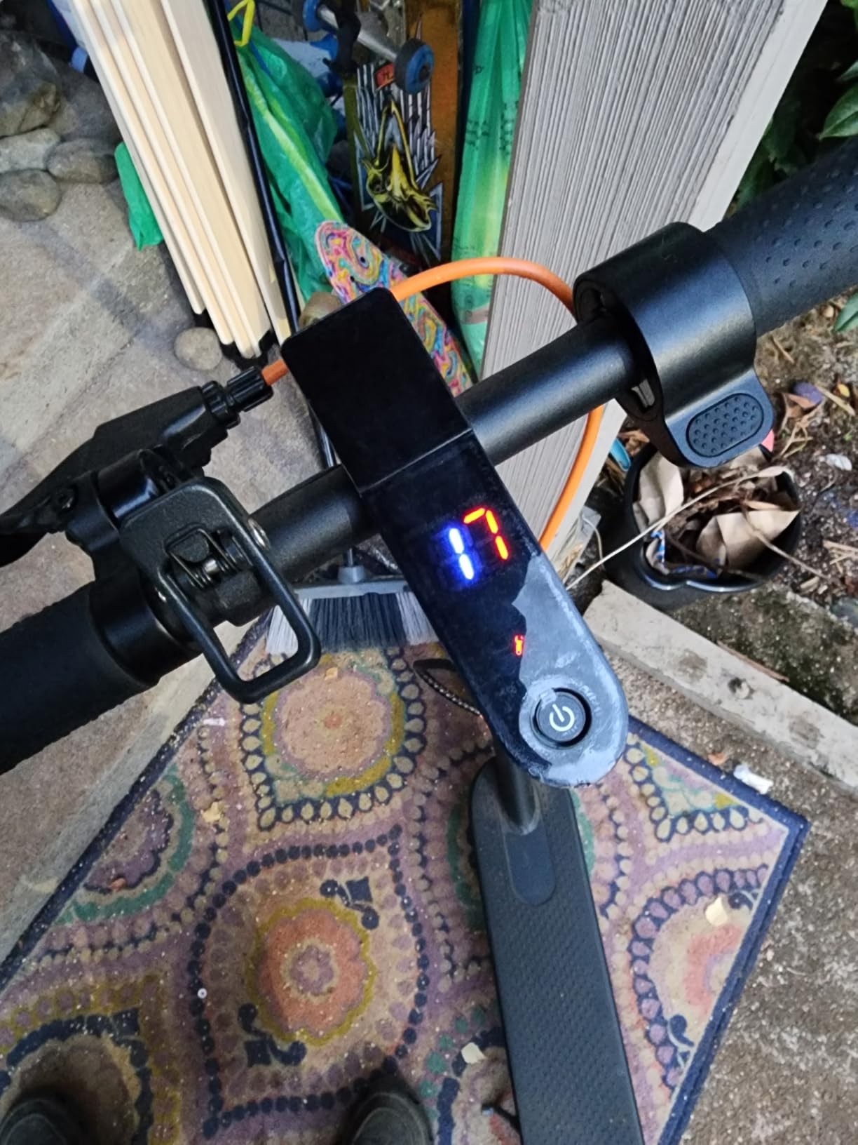 VOLPAM Electric Scooter, 350W/500W Motor, 21/28/40 Miles Long Range customer photo 1