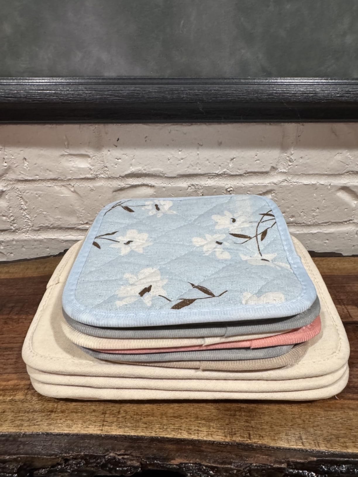 LEEPENK 10 Piece Pot Holders for Kitchen Heat Resistant, 4 Beige Pot Holder with Non-Slip & 4 Japanese Pattern Potholders, Plus 2 Mini Oven Mitts, Hot Pads for Cooking Hot Dishes, Kitchen Aid Pot Holders customer photo 2