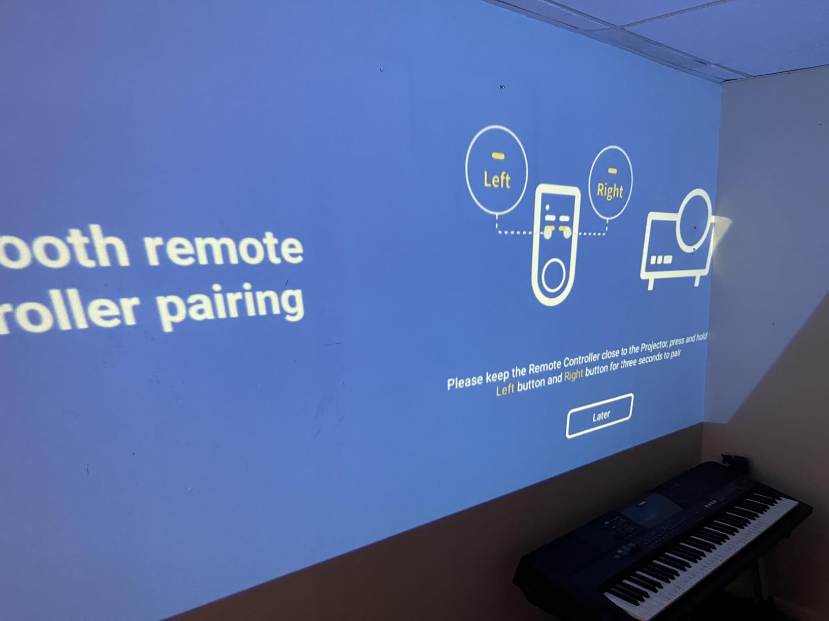 HP Projector Built-in Apps, USB-C Power Bank Compatible for Outdoor MC400 customer photo 1