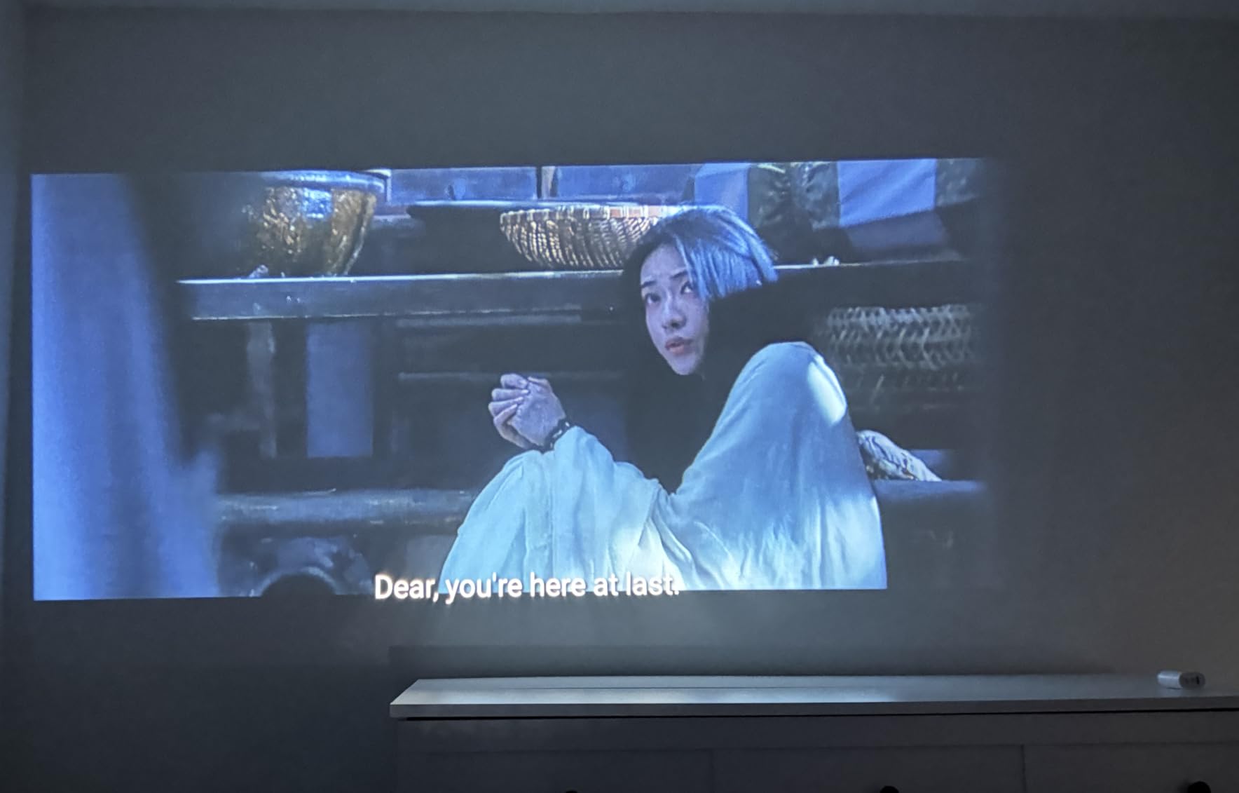 HP Projector Built-in Apps, USB-C Power Bank Compatible for Outdoor MC400 customer photo 2