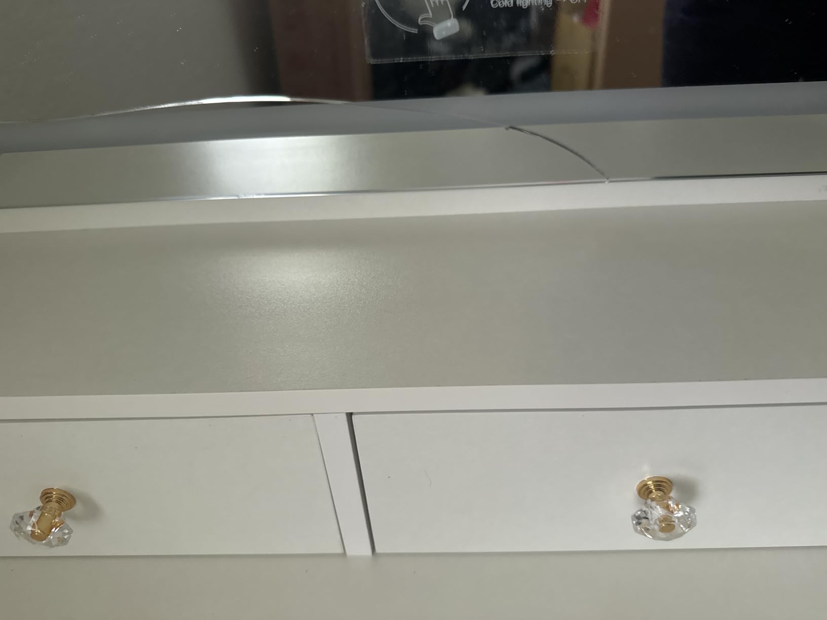 COMHOMA Vanity Desk with LED Lights Mirror & Power Outlet, Small Makeup Vanity Table Set with 5 Storage Drawers, 3 Lighting Modes & Adjustable Brightness, Dressing Table for Women Girls Bedroom, White customer photo 1