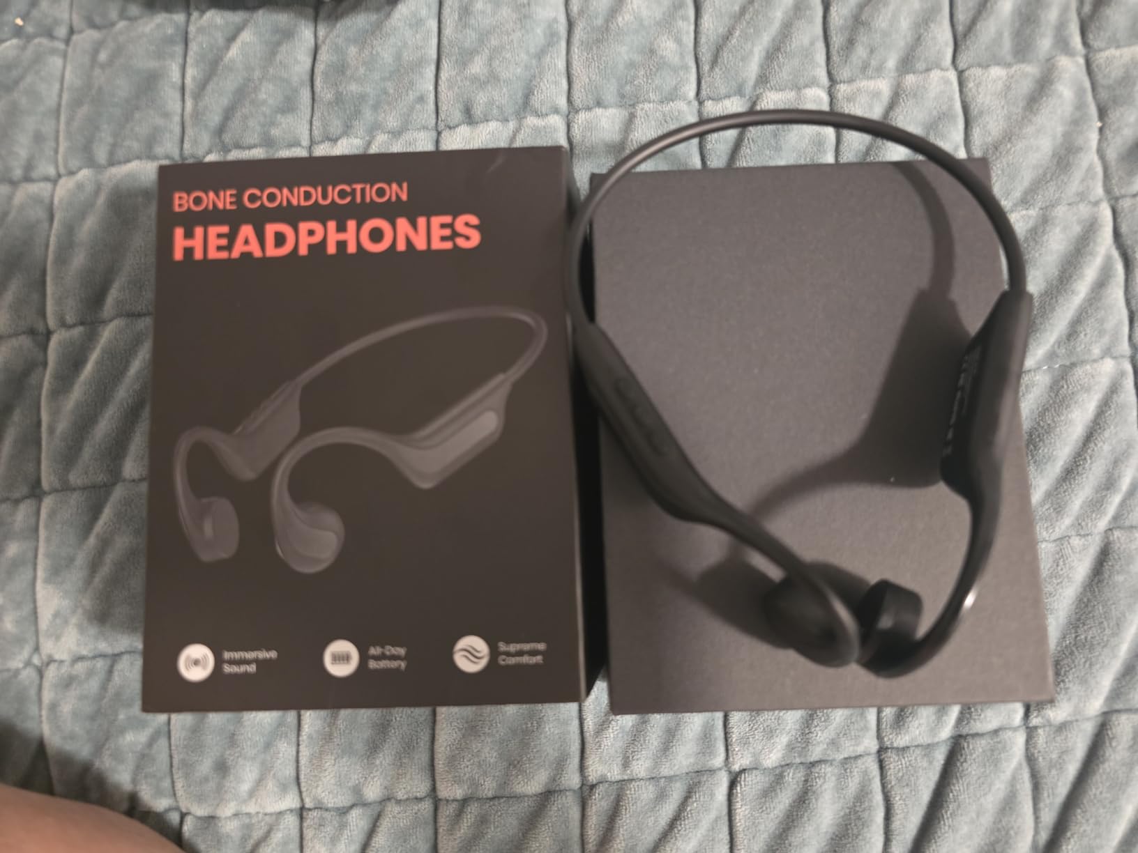 New Bone Conduction Headphones Bluetooth 6.0, Open Ear Earbuds with Mic, Premium Sound, 3 EQ Modes, 10H Playtime, 25g Lightweight, IP65 Waterproof Sports Headphones for Running Cycling Hiking customer photo 1