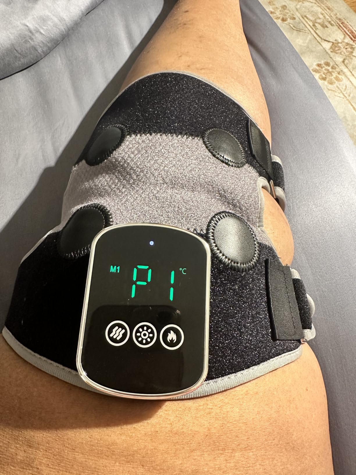 Knee Massager with 5 Heat and Red Light Therapy, Cordless Heated Knee Brace | 4-Zone Vibration, 5 Heat Levels, 240 LEDs 660nm & 850nm Infrared Light Therapy, 5000mAh Rechargeable, LED Display customer photo 1