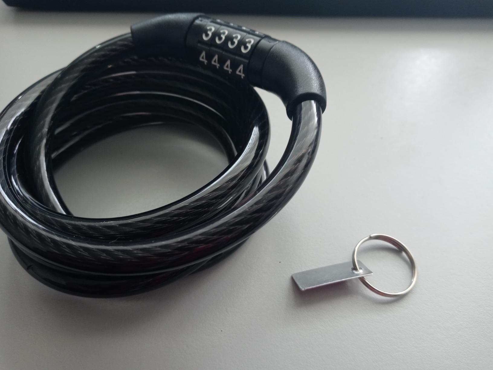 Master Lock Combination Cable Bike Lock 4-Foot Long Bicycle Lock, 8143D customer photo 1