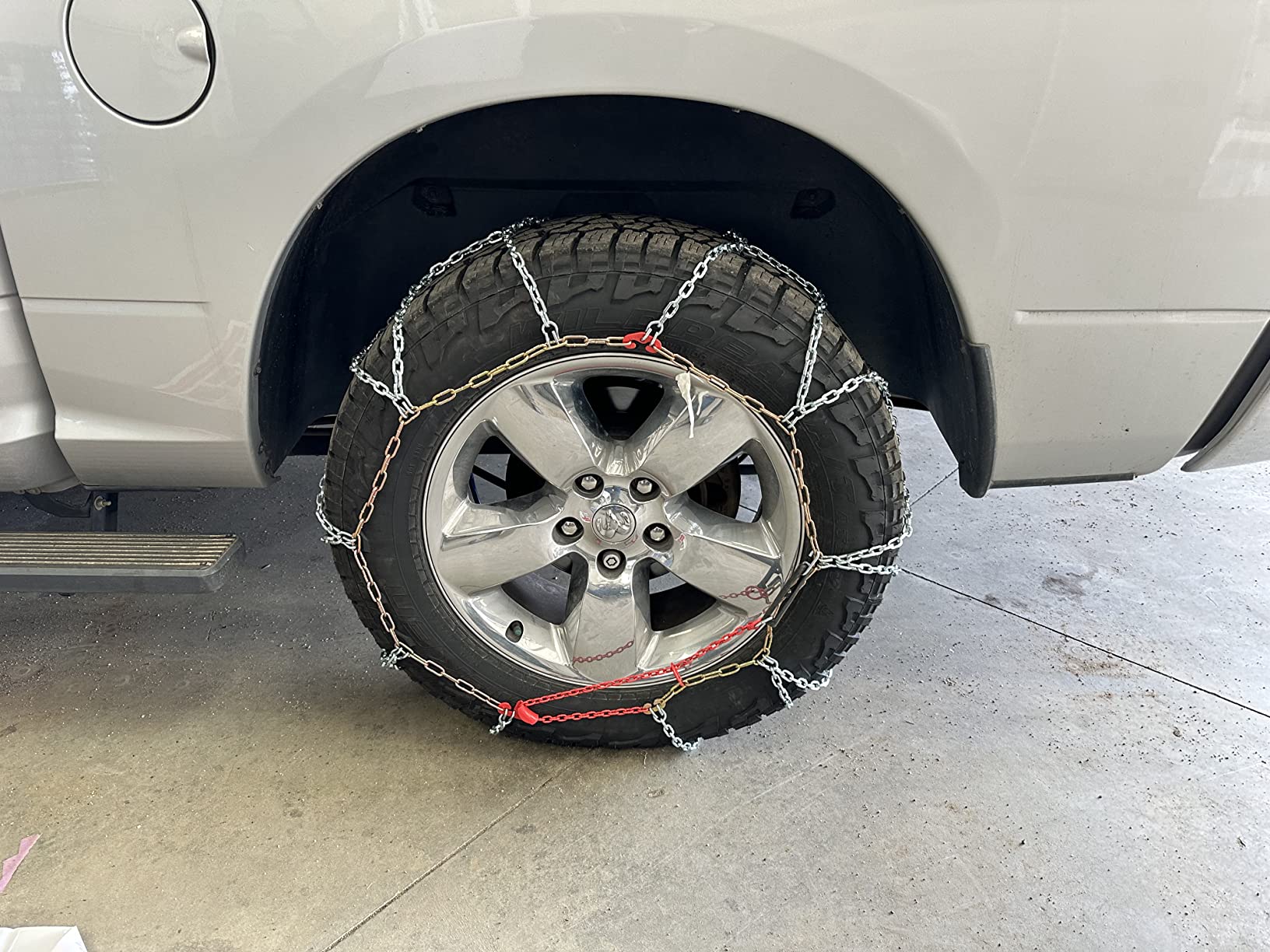 SCC QG3229CAM Quik Grip Wide Base Type CAM-DH Light Truck Tire Traction Chain - Set of 2 customer photo 2