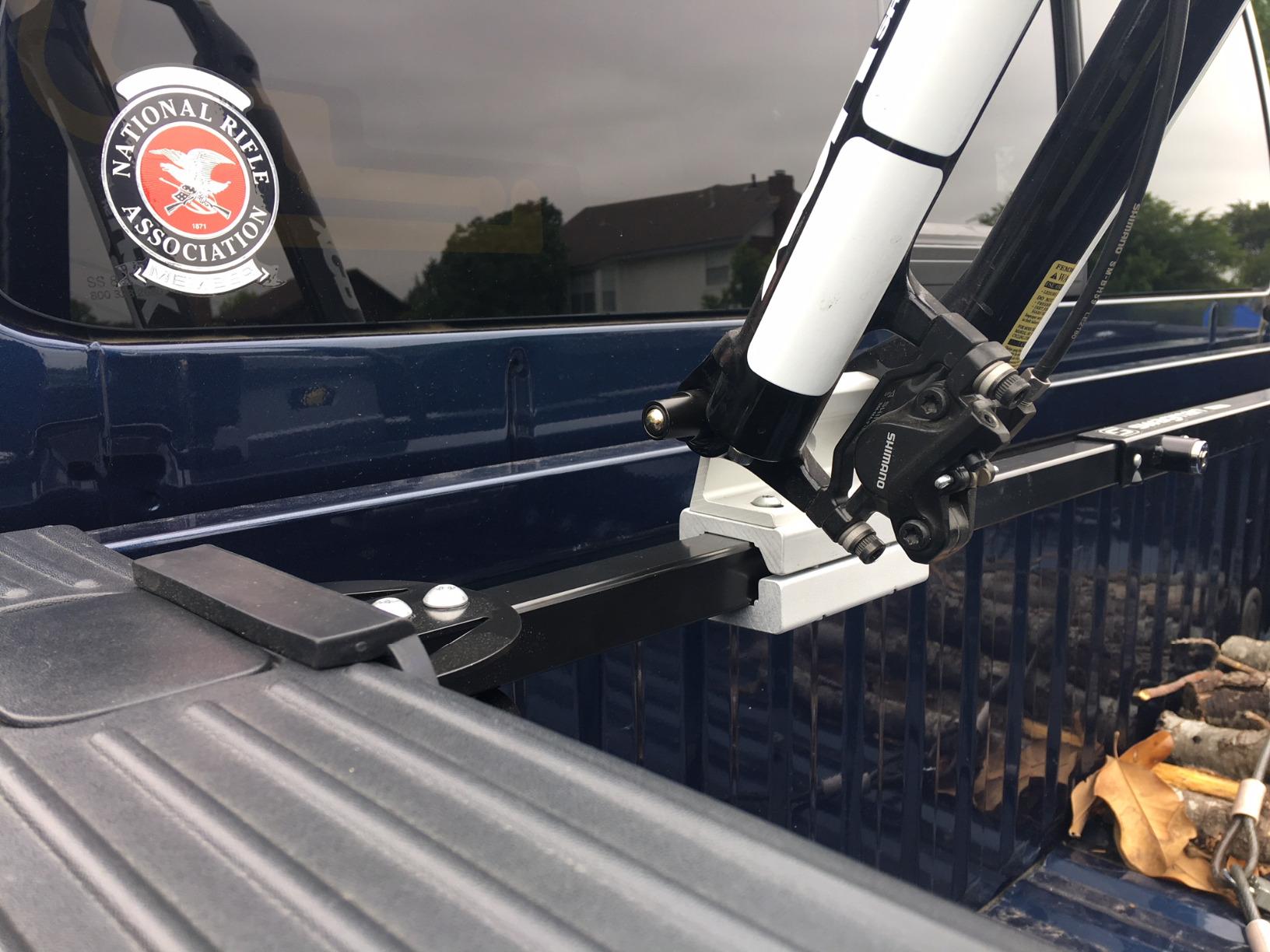 Swagman Pick Up Truck Bed Bike Rack – Compression Fits on the edge of your Pick Up Truck Box, Fork Mount Carrier for 9mm Quick Release Bikes customer photo 1