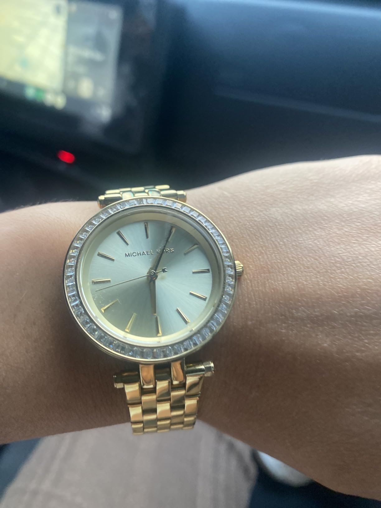 Michael Kors Darci Women's Watch, Stainless Steel and Pavé Crystal Watch for Women customer photo 1
