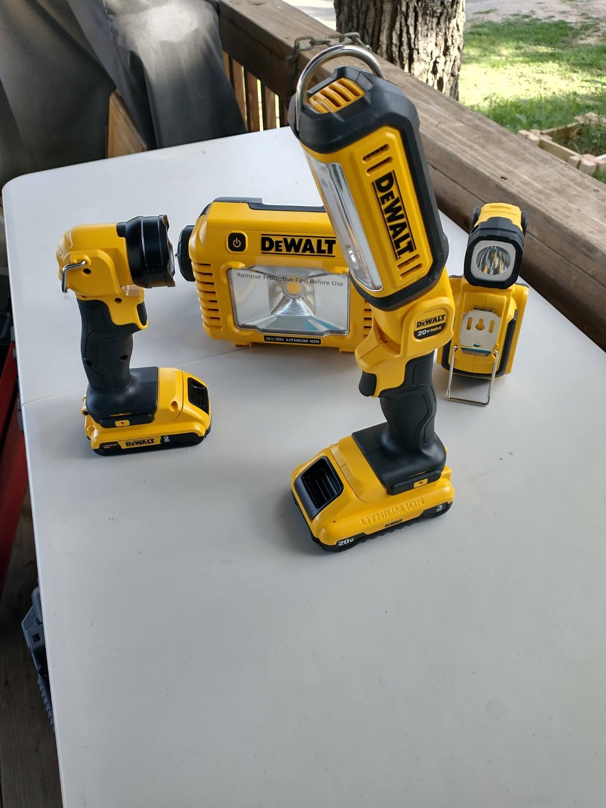 DEWALT DCL050 LED Work Light customer photo 1