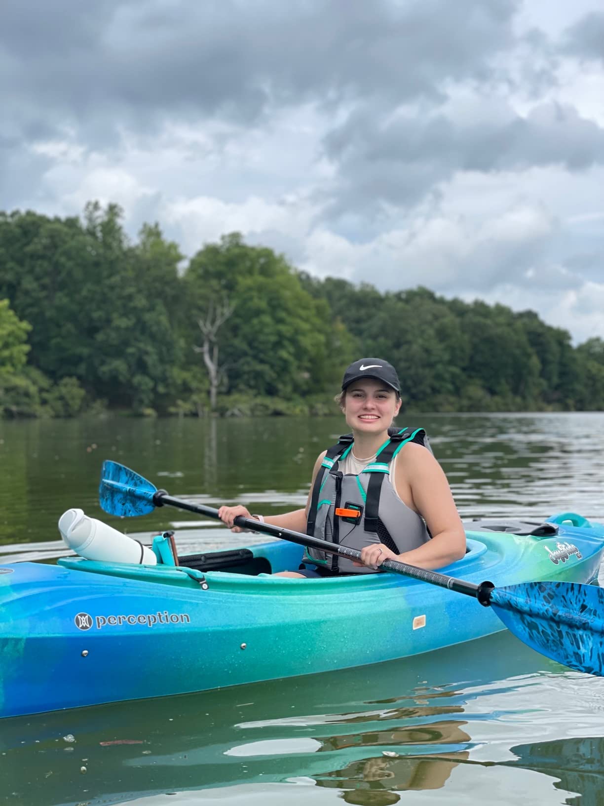 Onyx U.S. Coast Guard and Transport Canada Approved MoveVent Dynamic Paddle Vest for Adults for Kayaking, Canoeing, Stand Up Paddleboarding customer photo 1