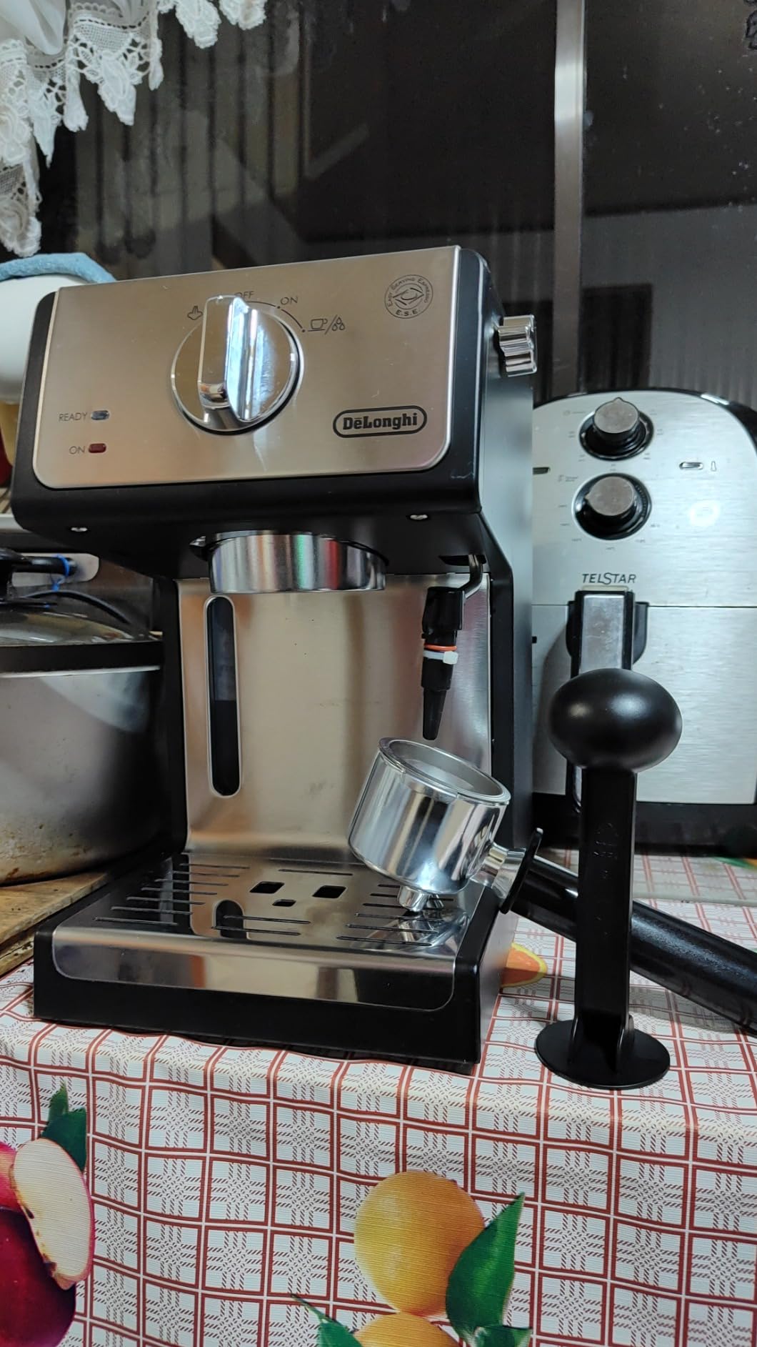 De'Longhi 15-Bar Pump Espresso Machine with Milk Frother & Temperature Control - Compact Home Barista Coffee Maker for Espresso, Latte, Cappuccino & Iced Coffee, Easy to Clean Design customer photo 1