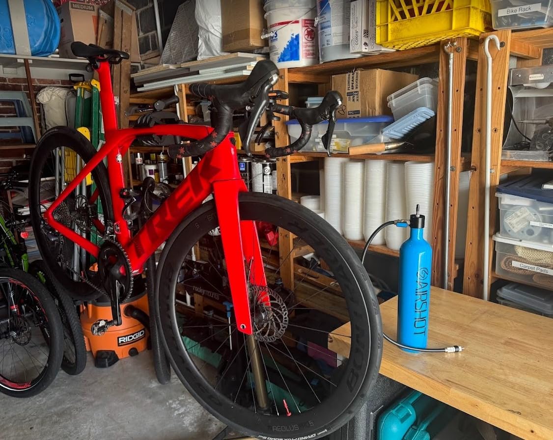 Tubeless Tire Inflator 1.15l customer photo 1