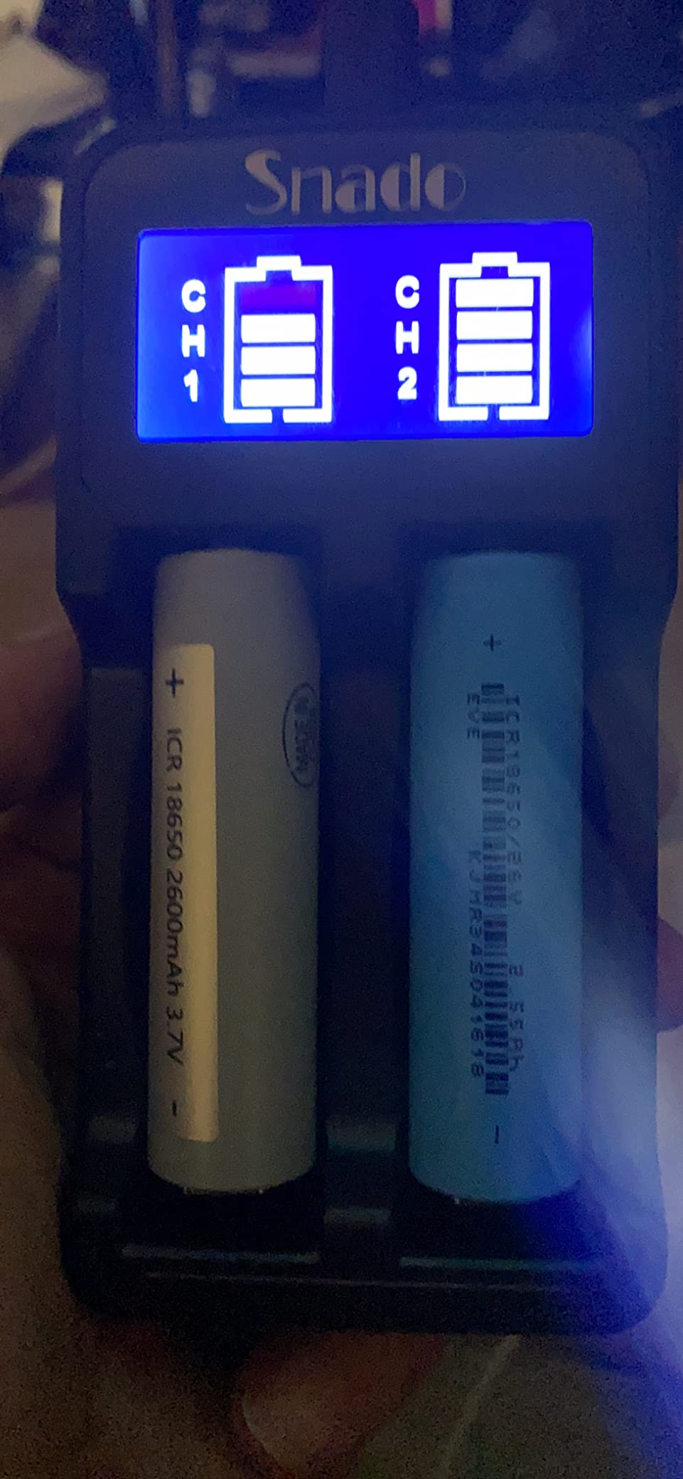 Snado 18650 Battery Charger, Universal Smart Charger for Li-ion NiMH AA AAA customer photo 2