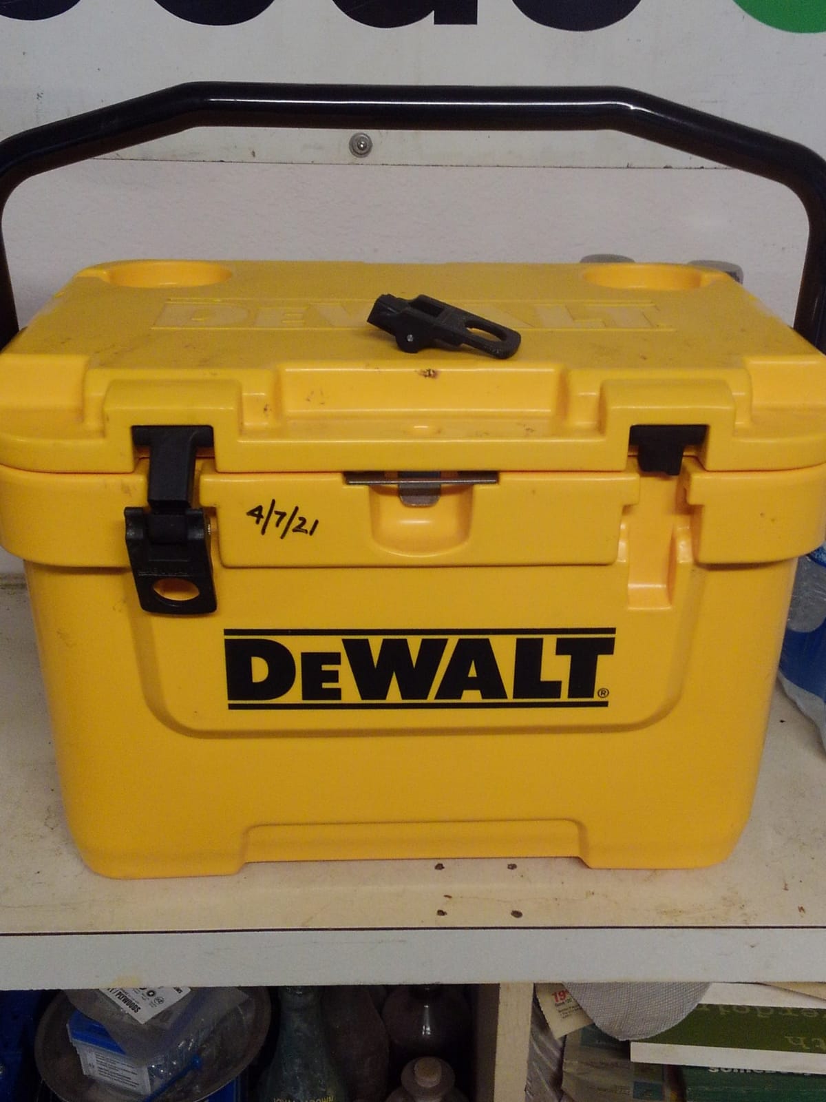 DEWALT 65 Qt Hard Sided Thick Wall Insulated Portable Ice Chest-Cooler customer photo 1