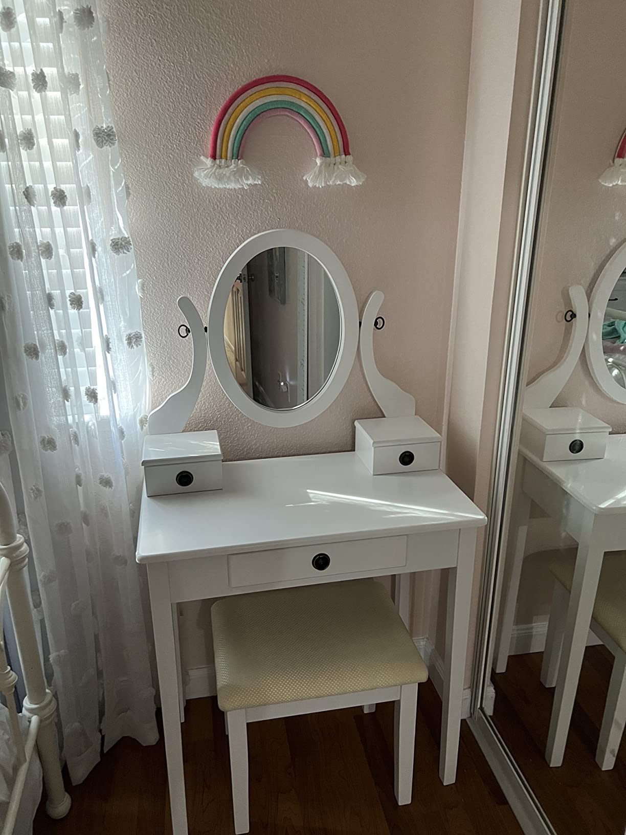Roundhill Furniture Moniys Wood Makeup Vanity Table and Stool Set, Blue customer photo 2