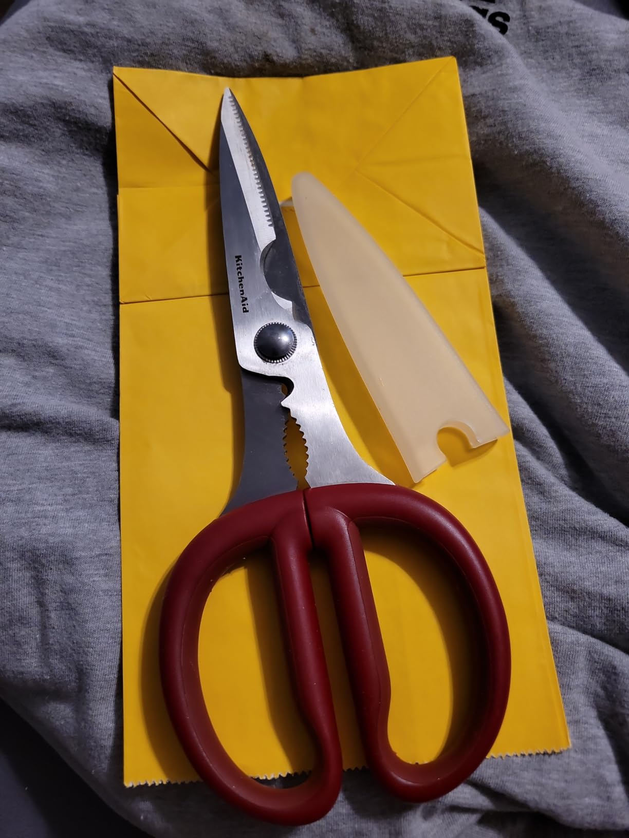 KitchenAid All Purpose Kitchen Shears with Protective Sheath Durable Stainless Steel Scissors, Dishwasher Safe, Soft Grip Comfort Handle, 8.72 Inch, Black customer photo 1