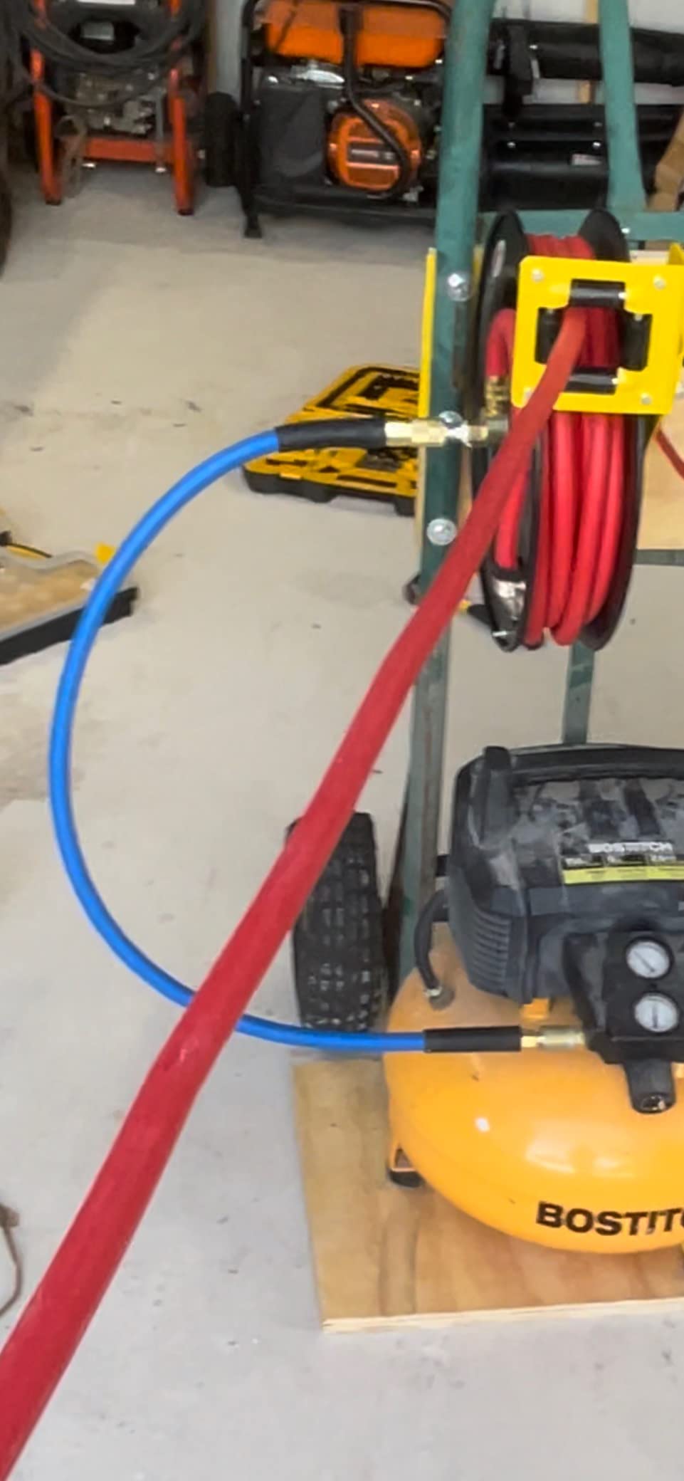 YOTOO Air Hose 3/8 in x 50 ft, Heavy Duty Hybrid Air Compressor Hose, Flexible, Lightweight, Kink Resistant with 1/4
