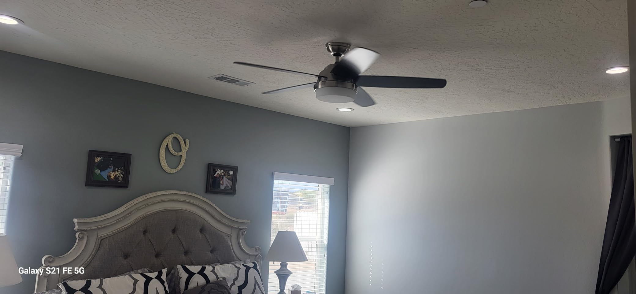 Sunco 4 Pack 6 Inch Retrofit LED Recessed Lights, 13W=75W, 5000K Daylight customer photo 1
